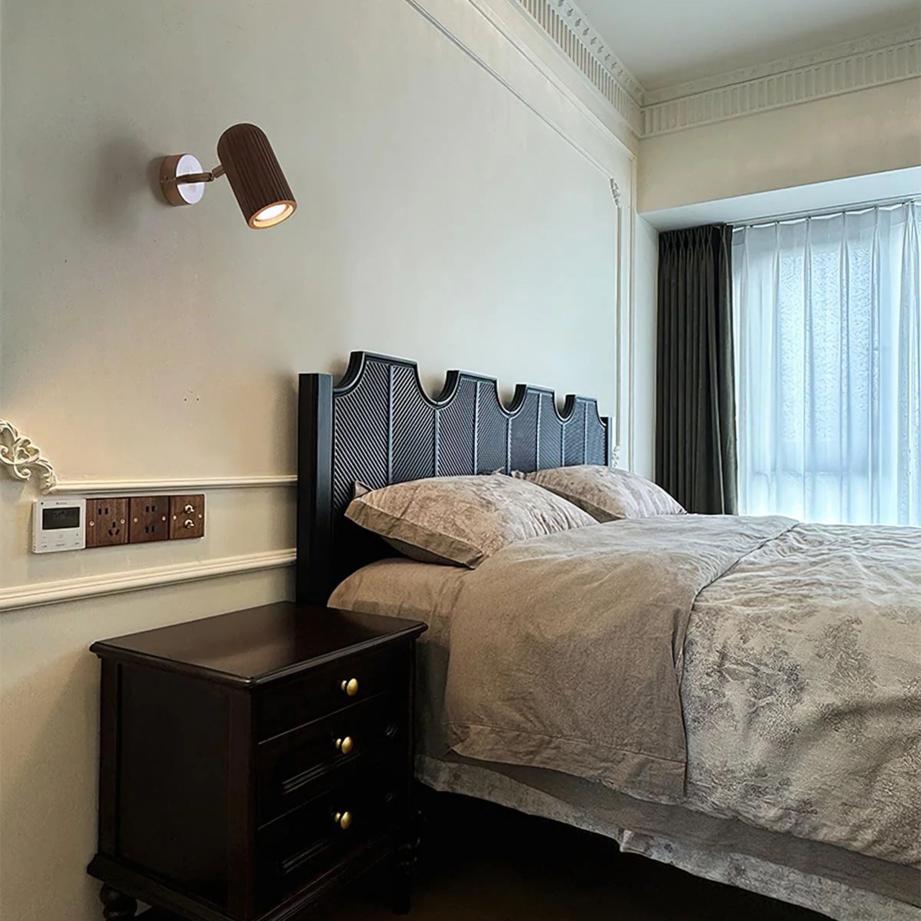 Trevizo Wall Light