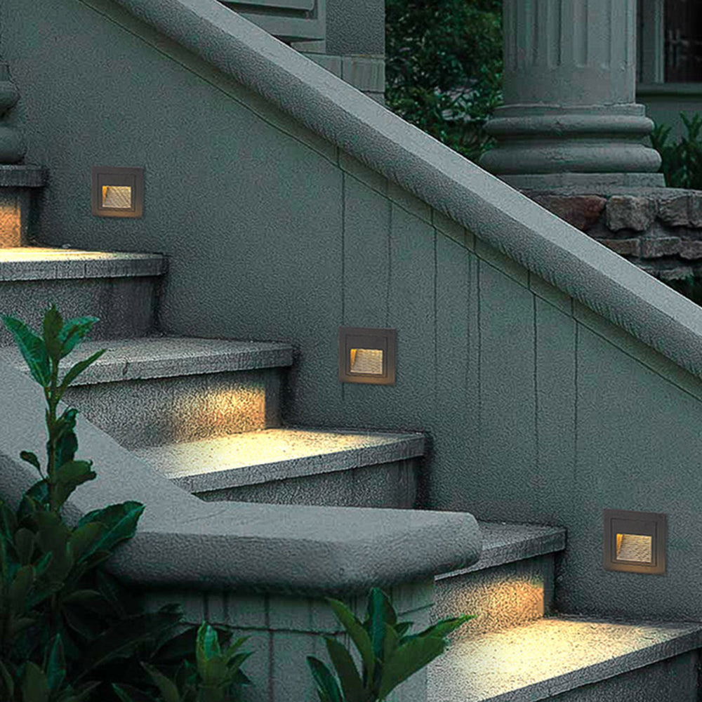 Coveo Outdoor Step Light