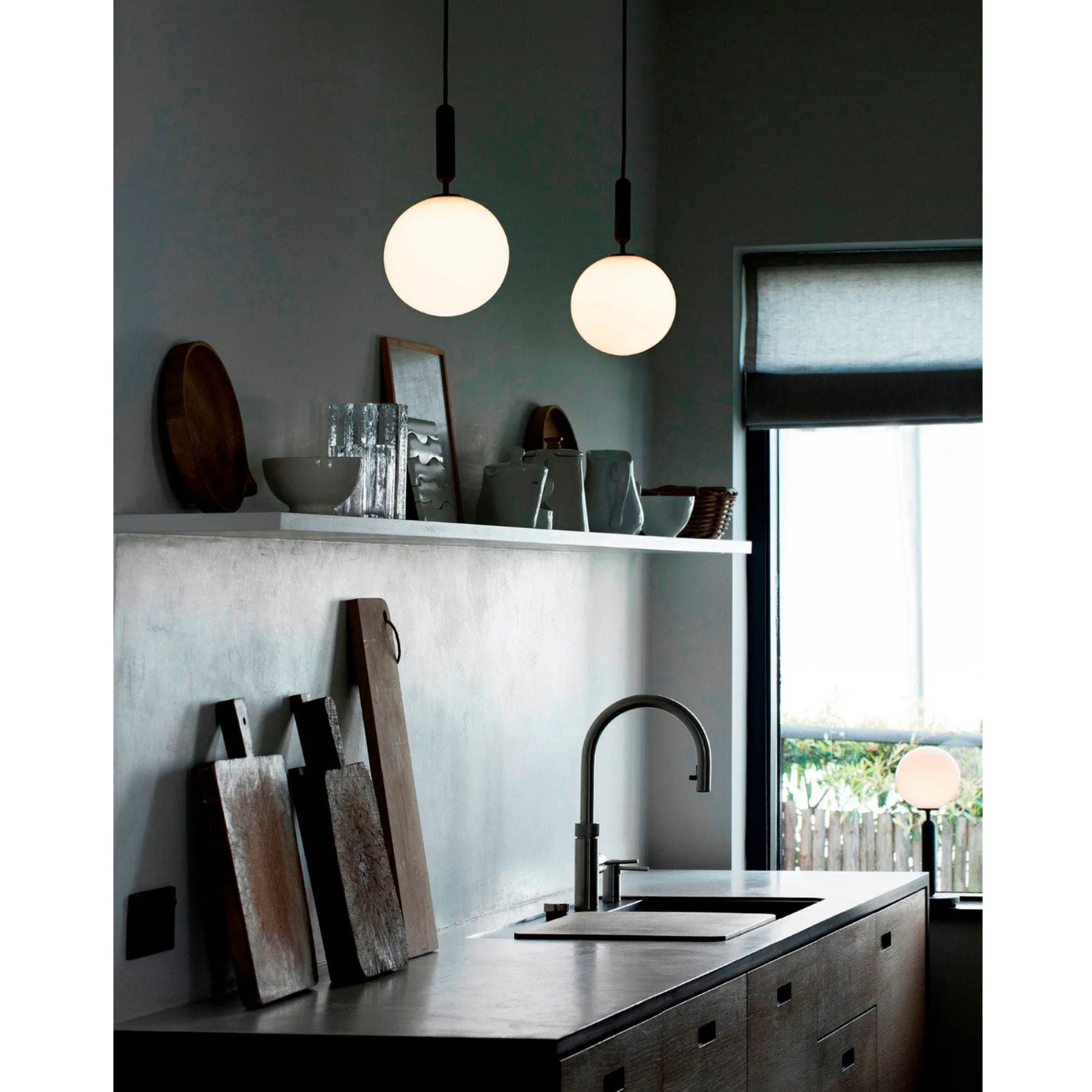 Sircae Orb Pendant Light