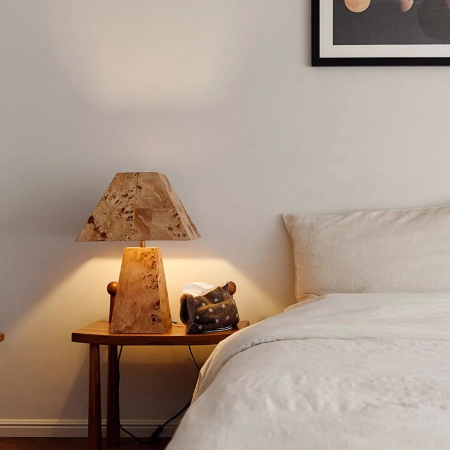 Amesis Table Lamp
