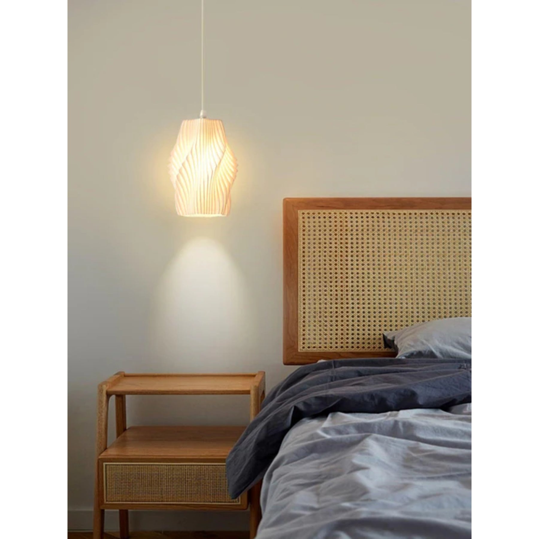 Mezzo Wave Pendant Light
