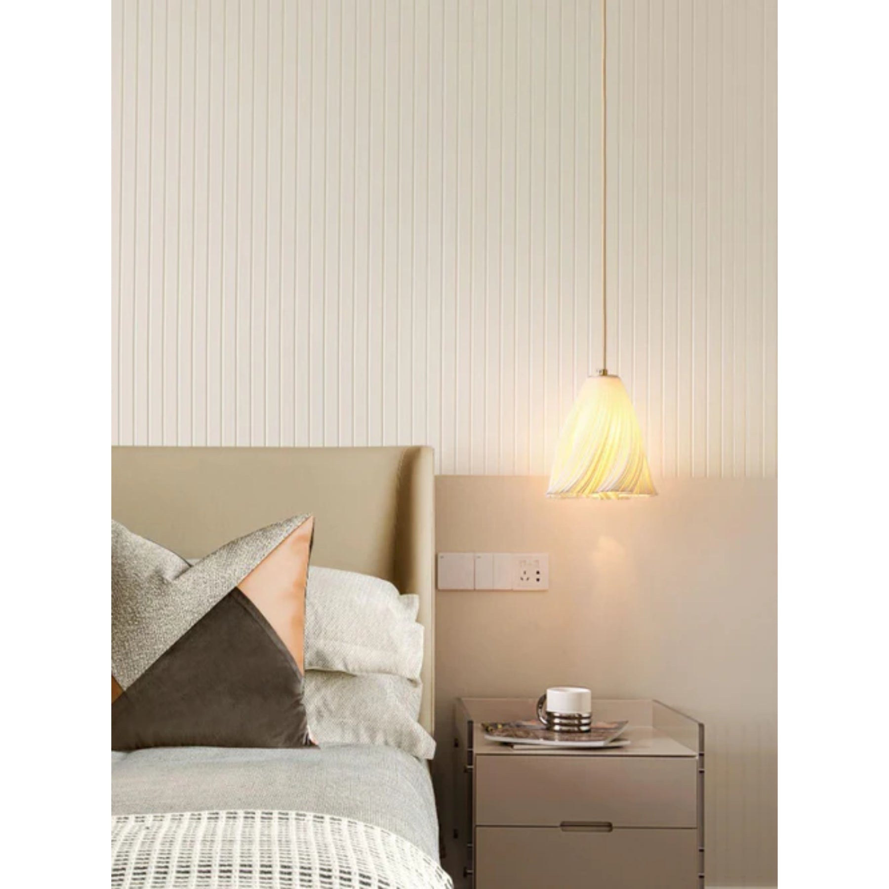 Mezzo Wave Pendant Light