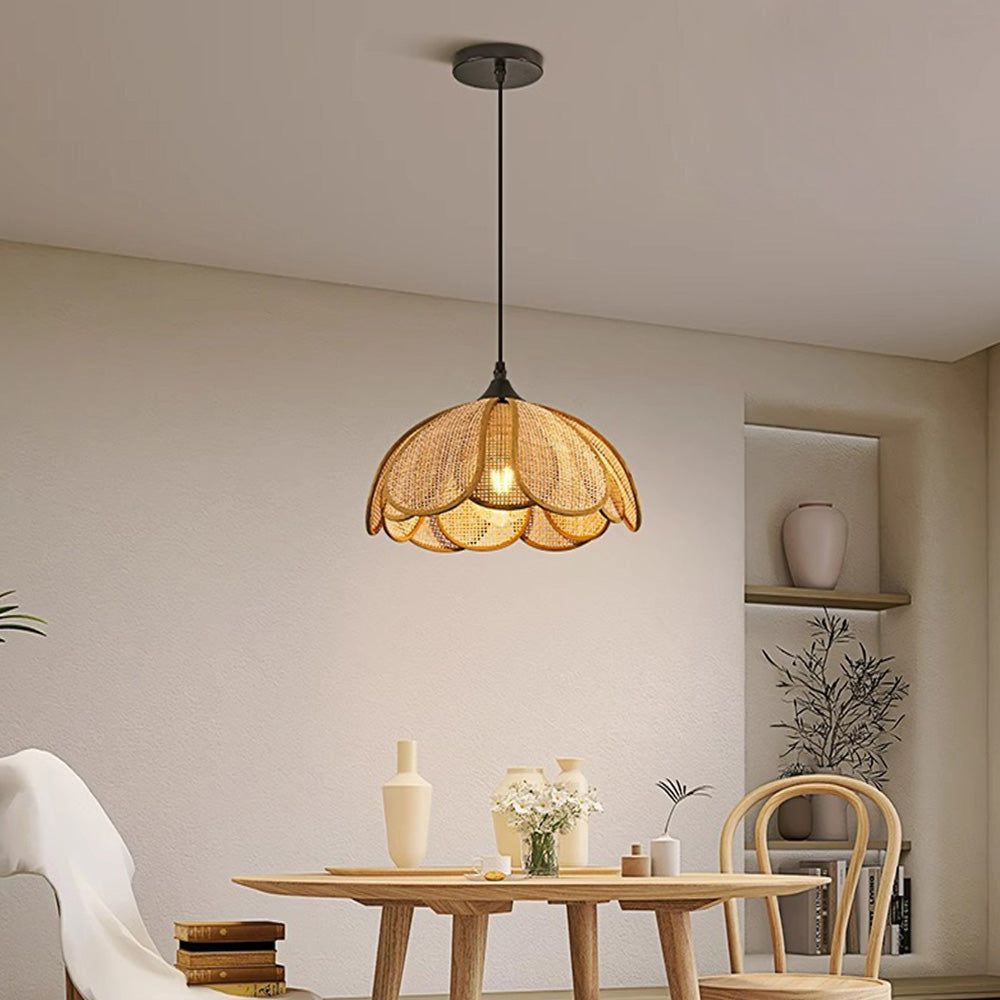 Zelomo Flower Pendant Light