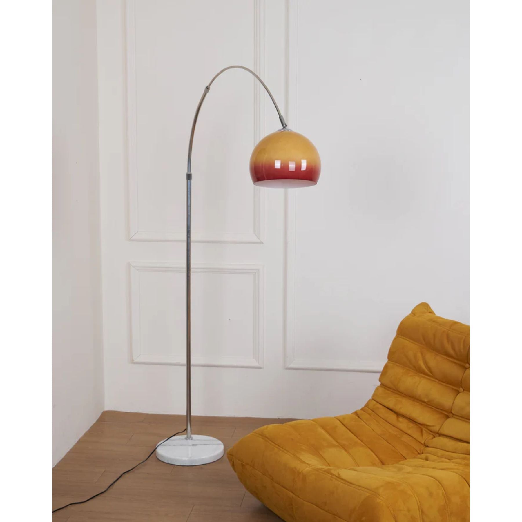 Tyllon Floor Lamp