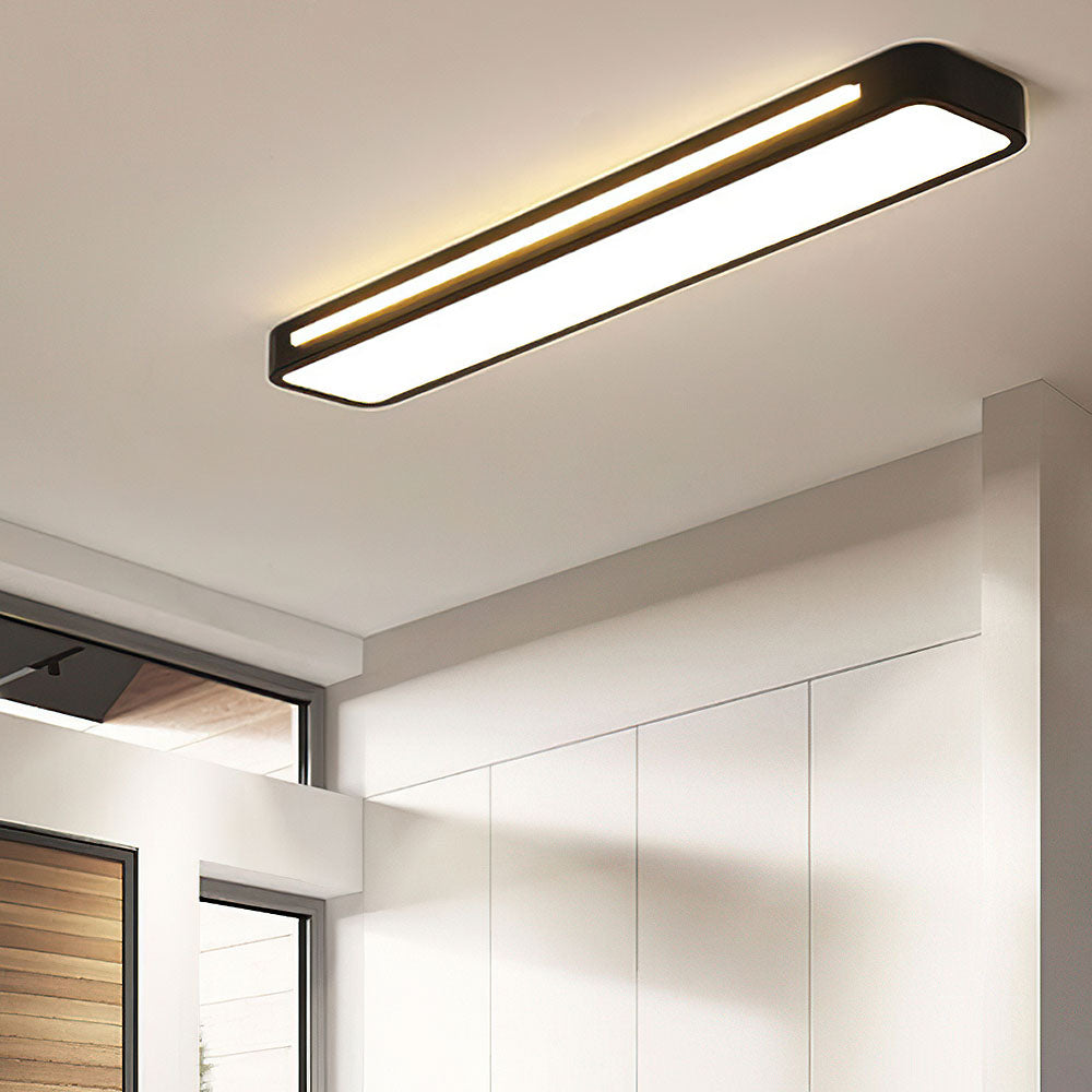 Longus Ceiling Light
