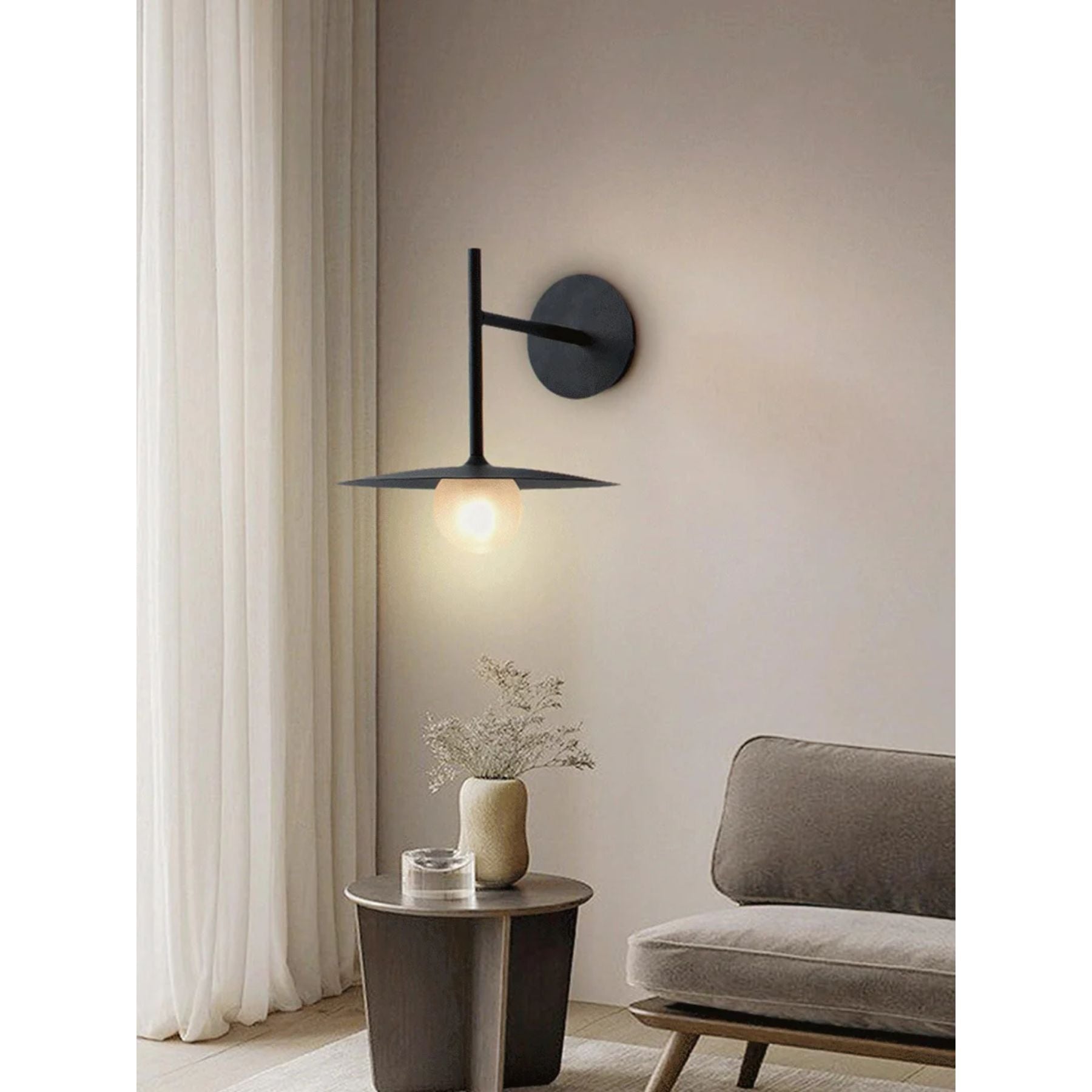 Sovira Wall Light