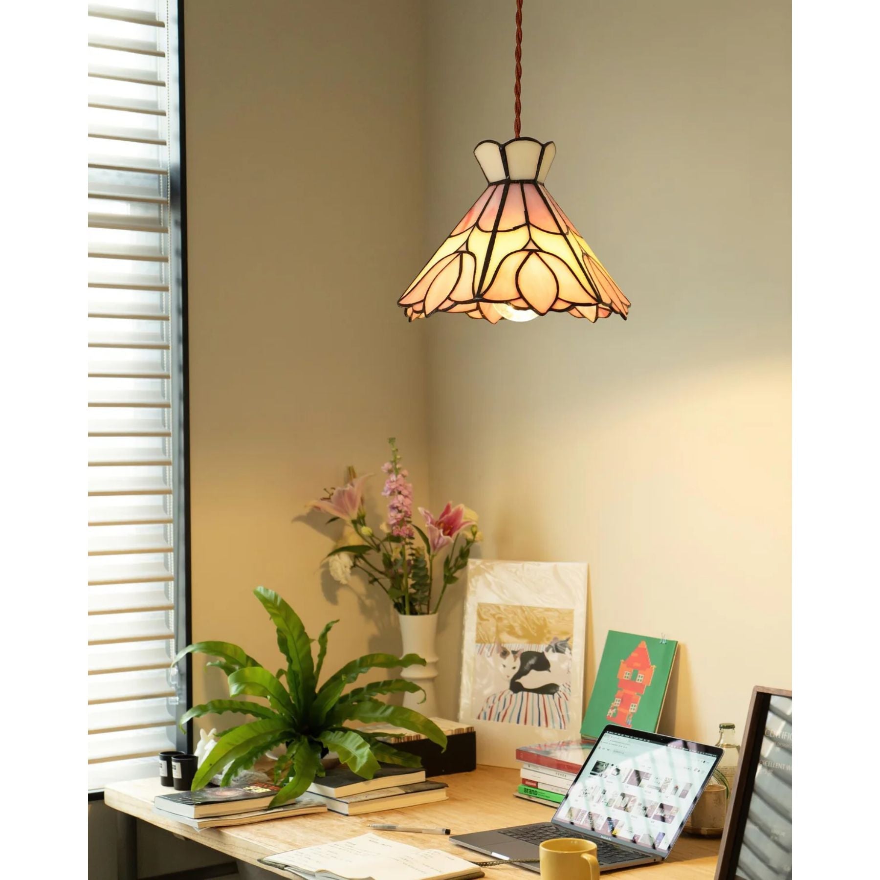 Sadena Tiffany Pendant Light
