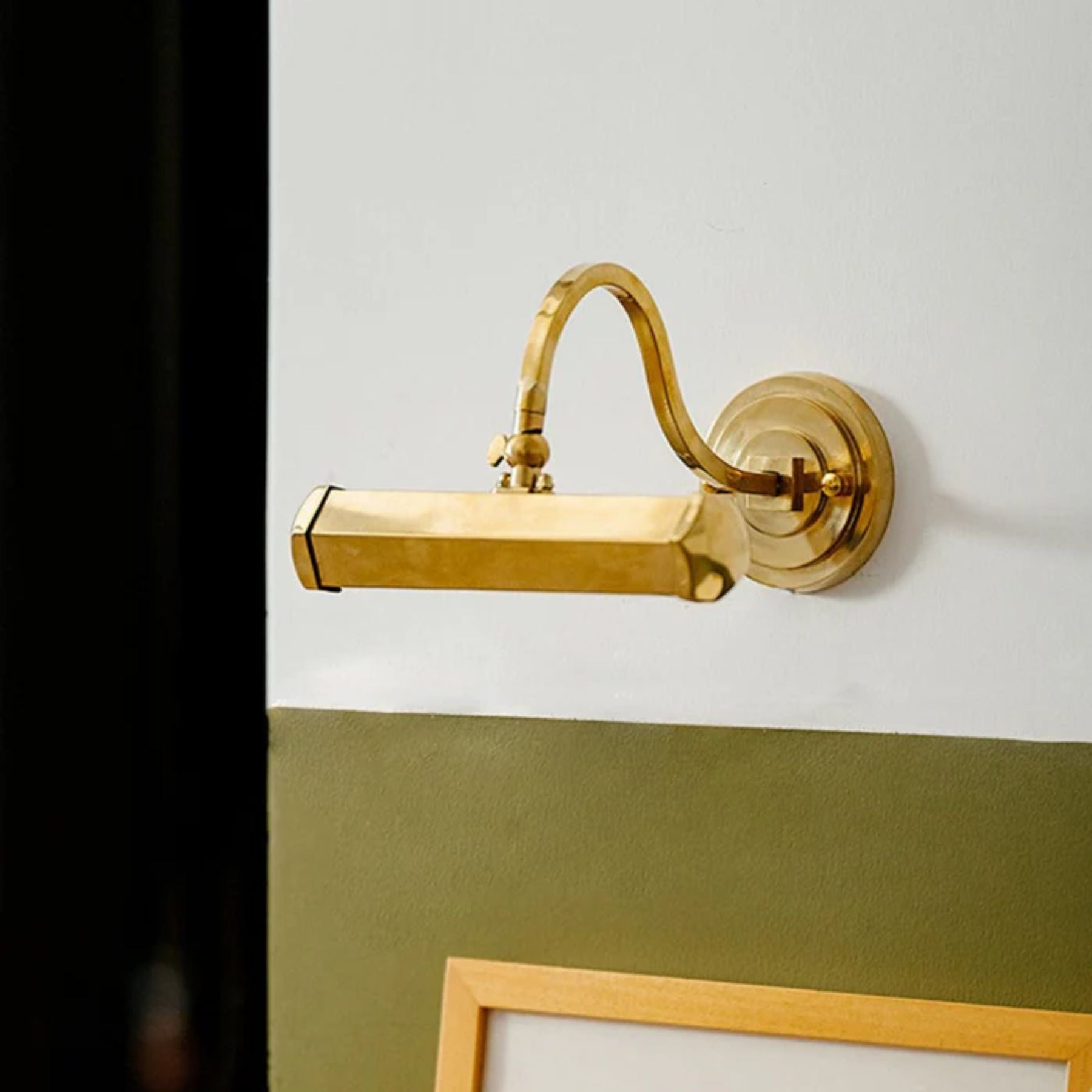 Melaya Wall Light