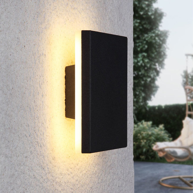 Eveiaay Outdoor Wall Light