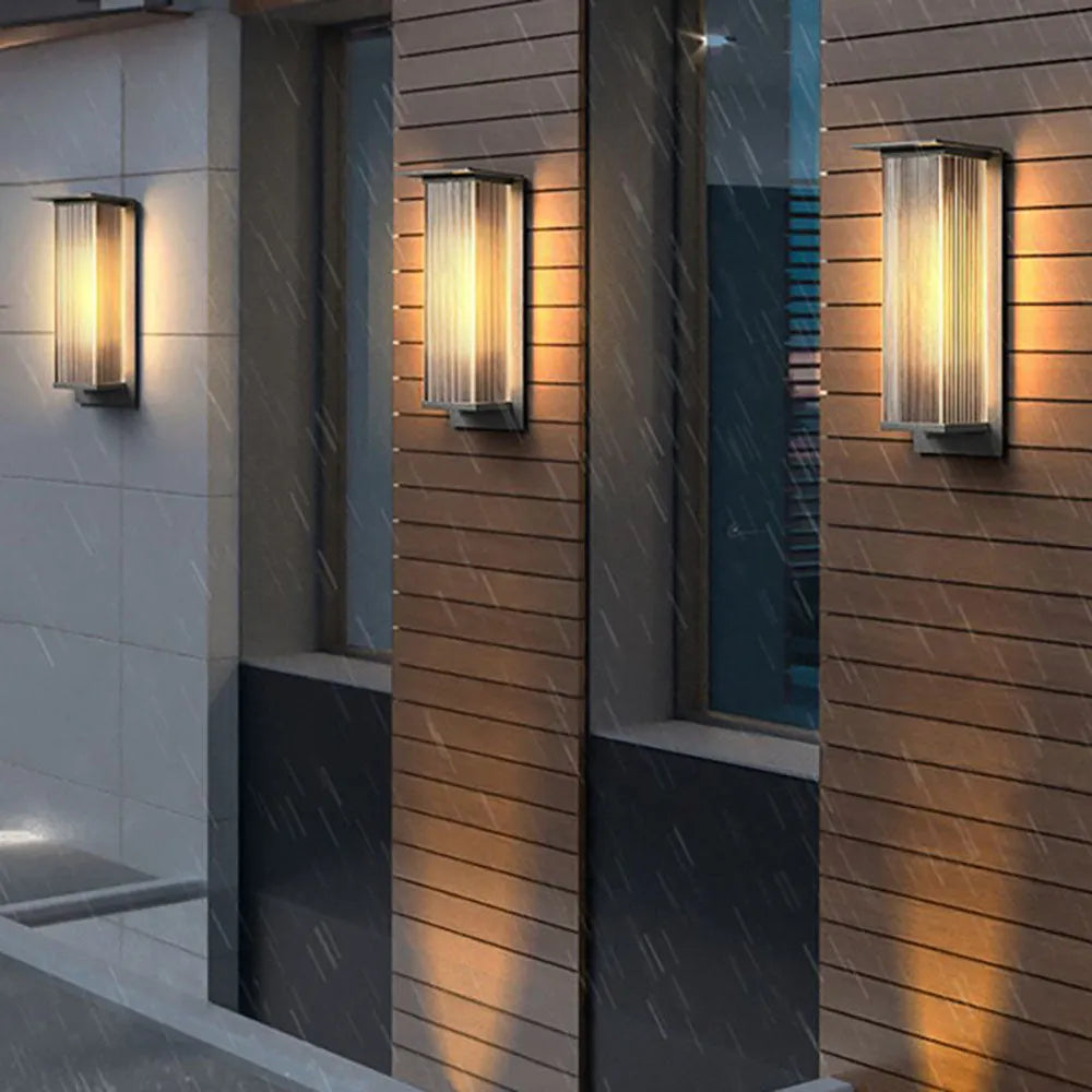 Fenioer Outdoor Wall Light