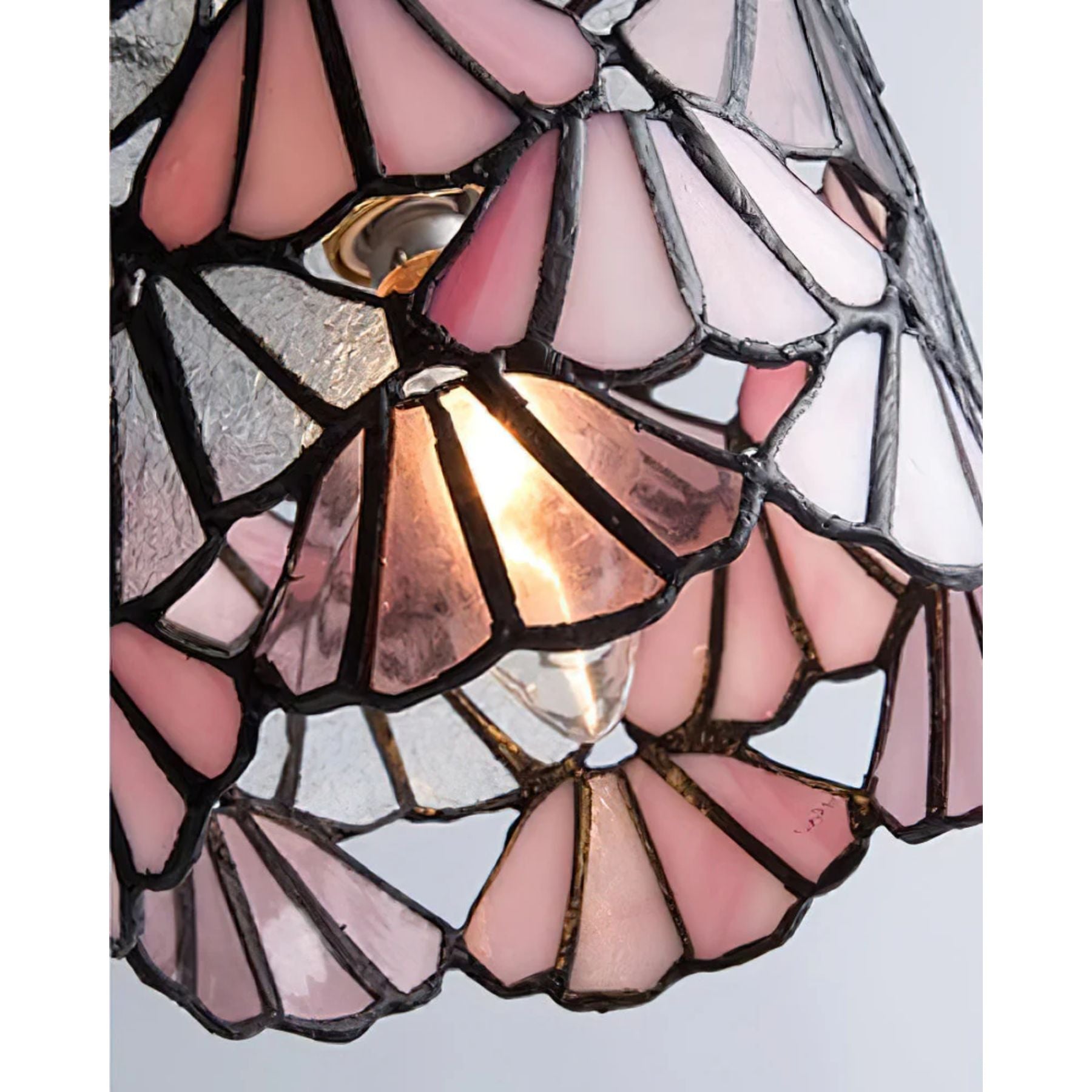 Tiza Tiffany Pendant Light