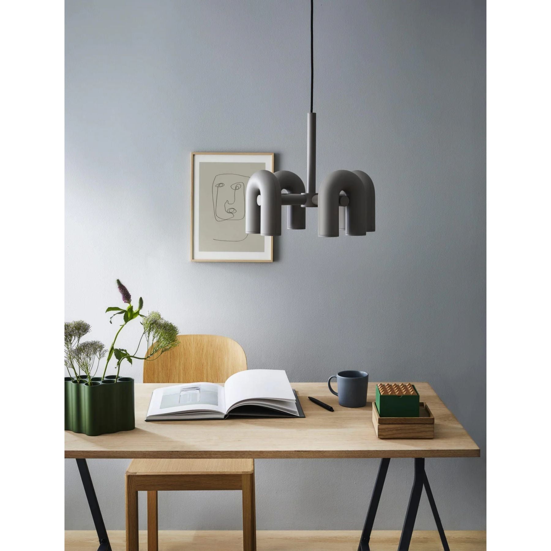Kuben Pendant Light