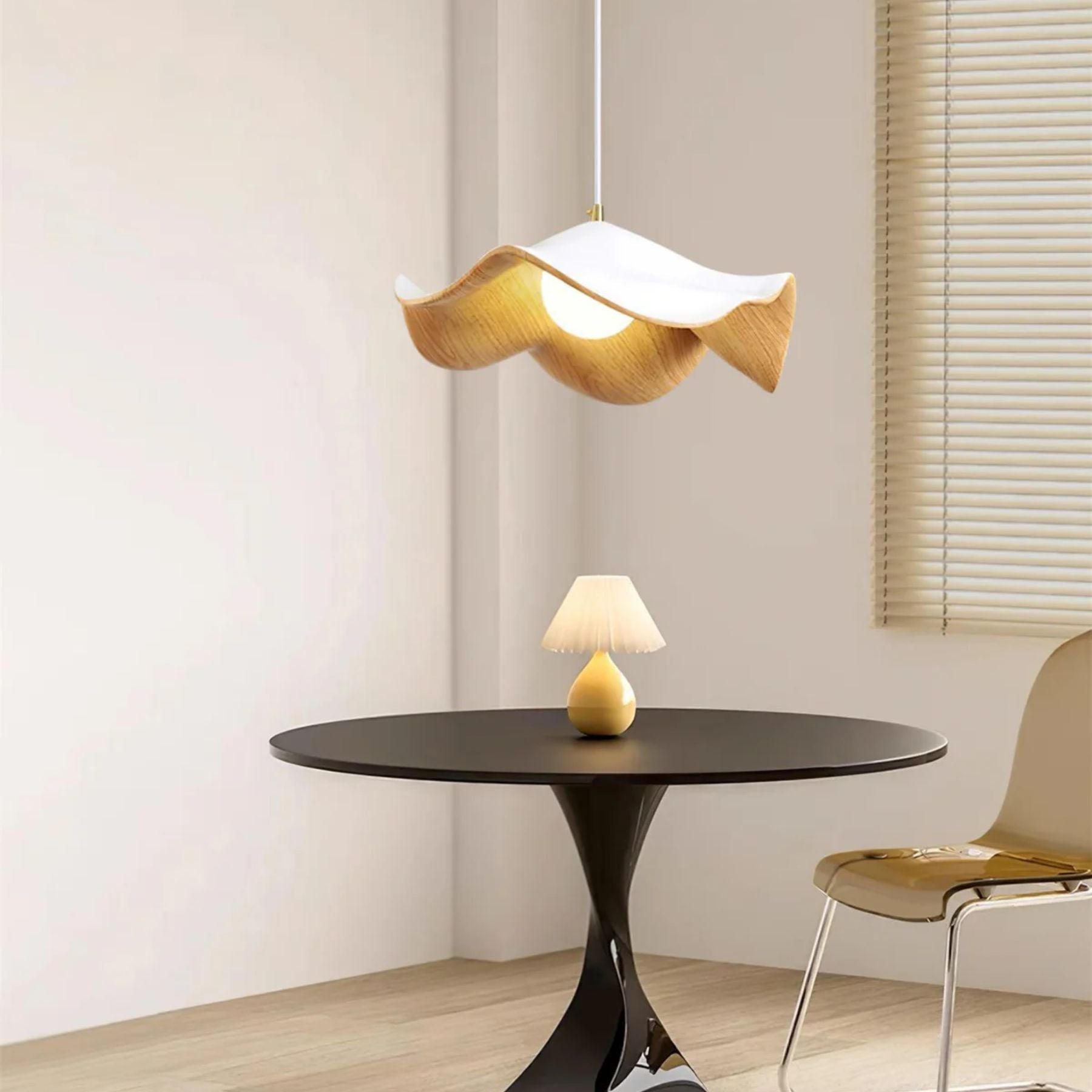 LisFlower Pendant Light