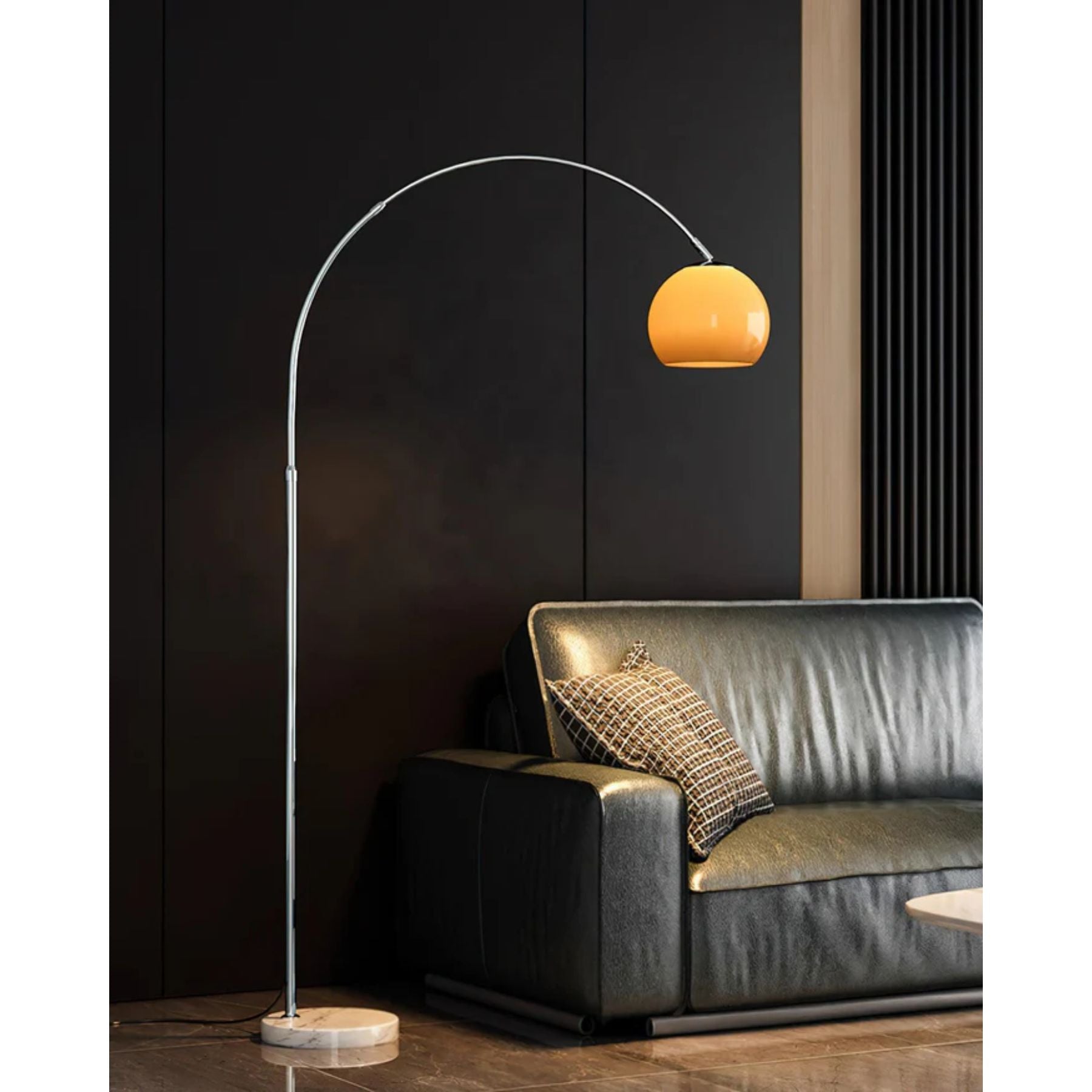 Tyllon Floor Lamp