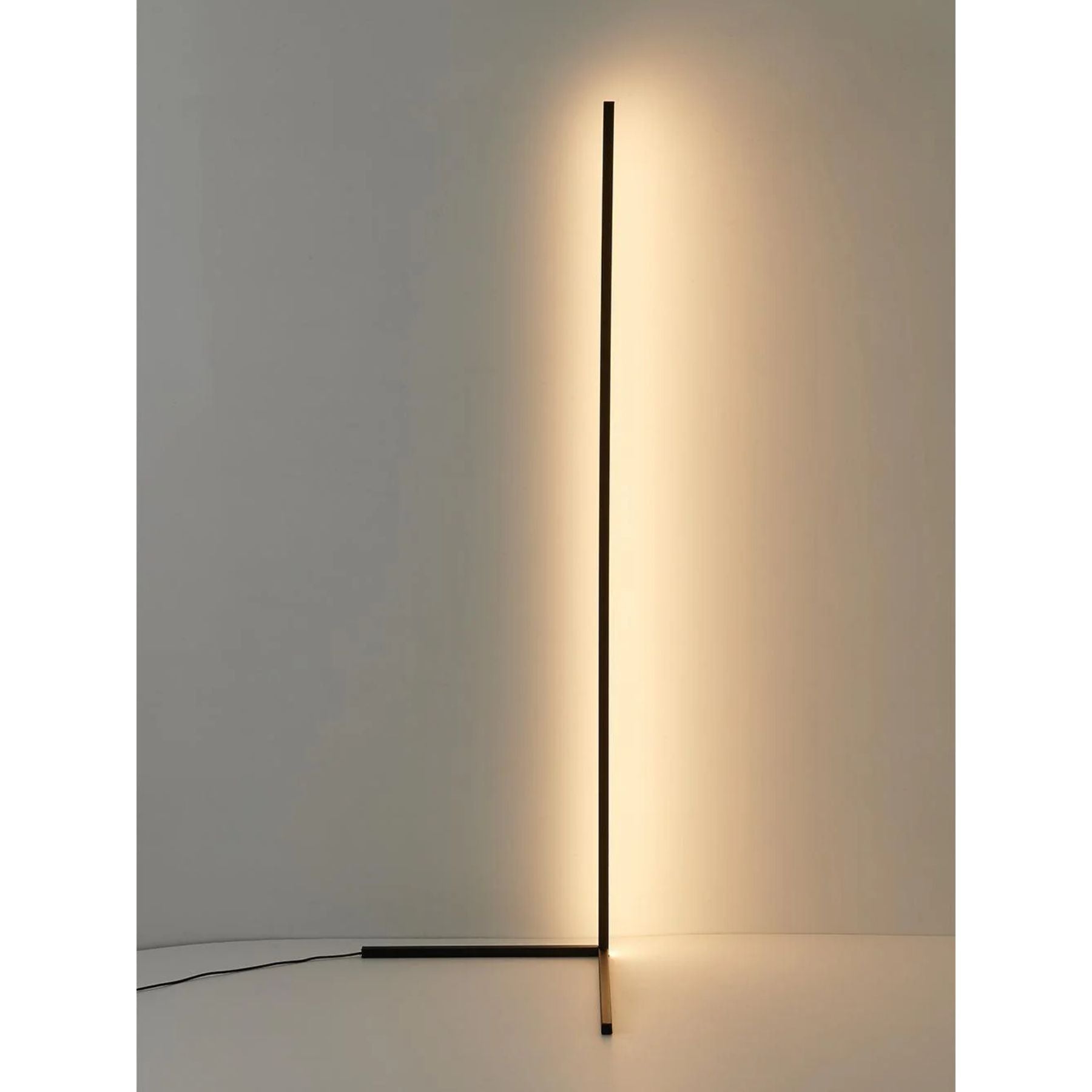 Lucavo Floor Lamp