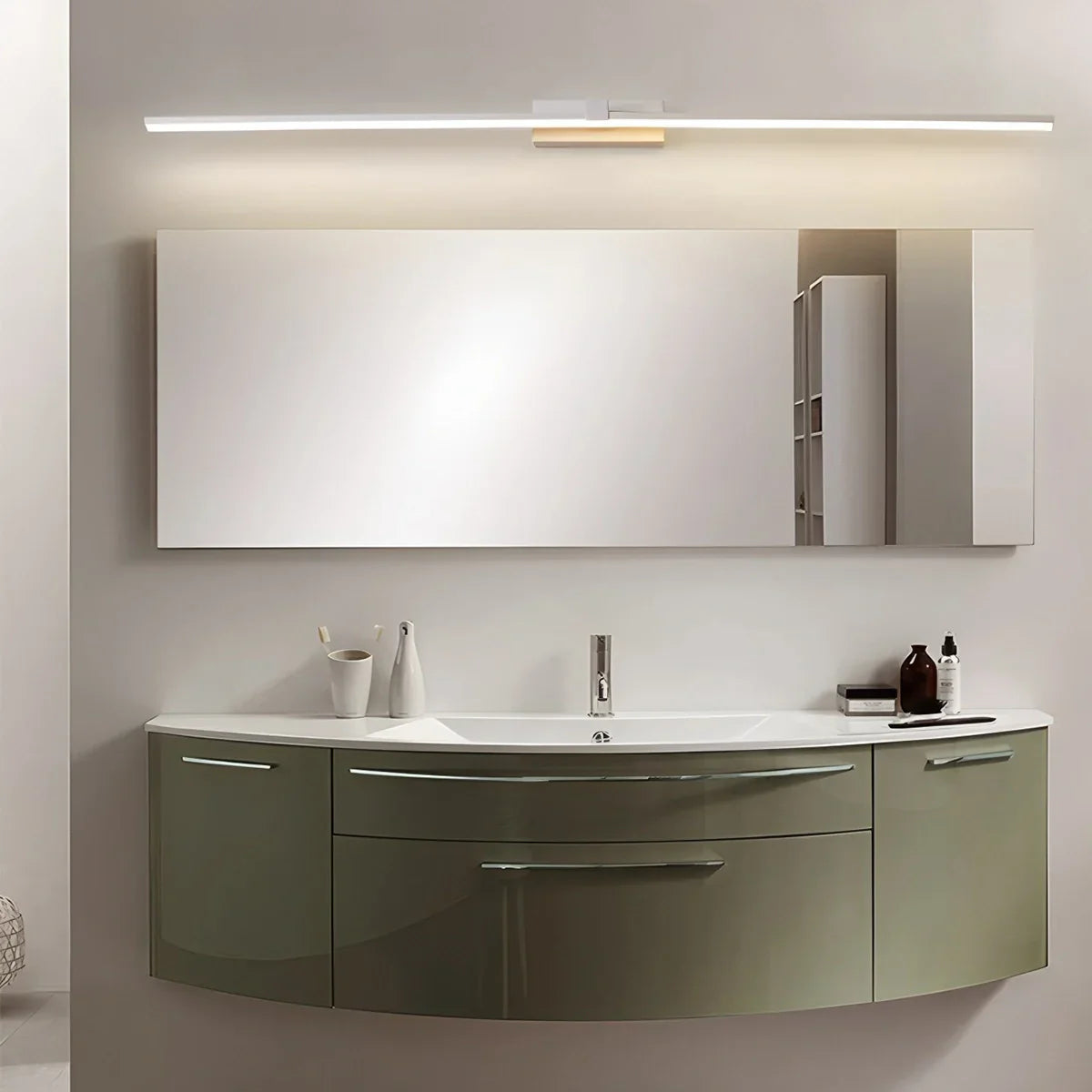 Vinaty Linear Wall Light