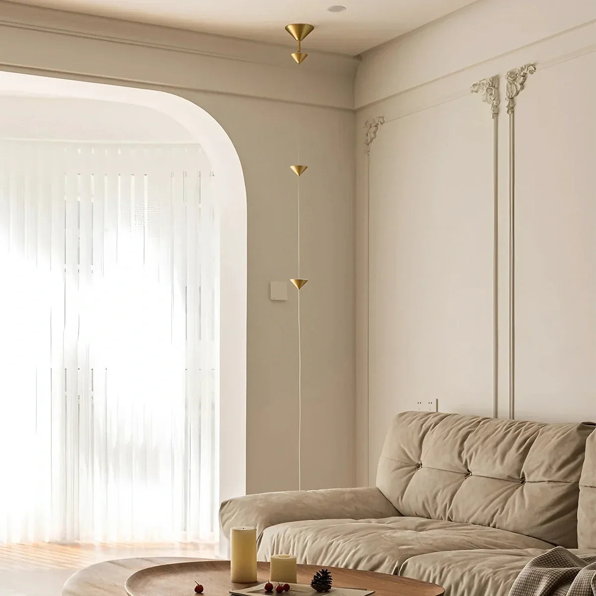Oziller Floor to Ceiling Light