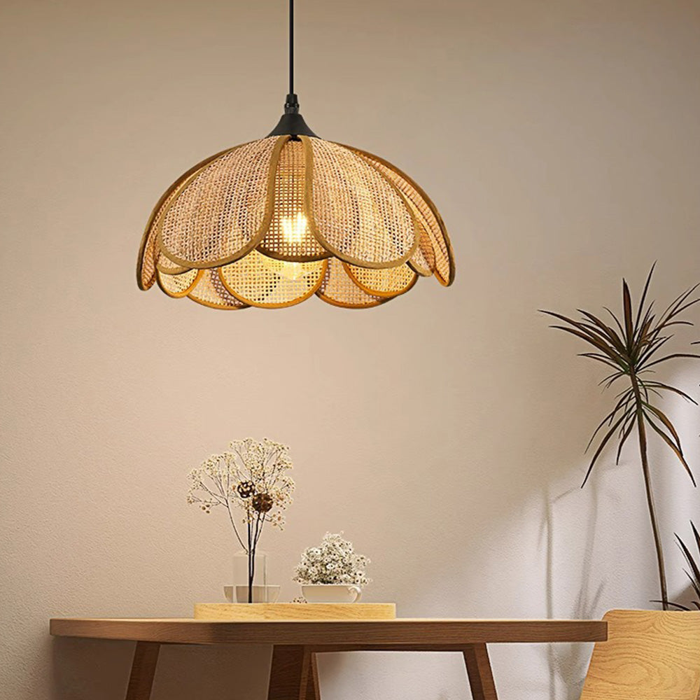 Zelomo Flower Pendant Light