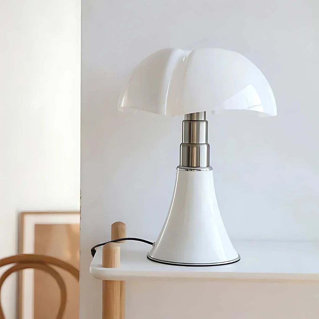 Arelle Flower Table Lamp