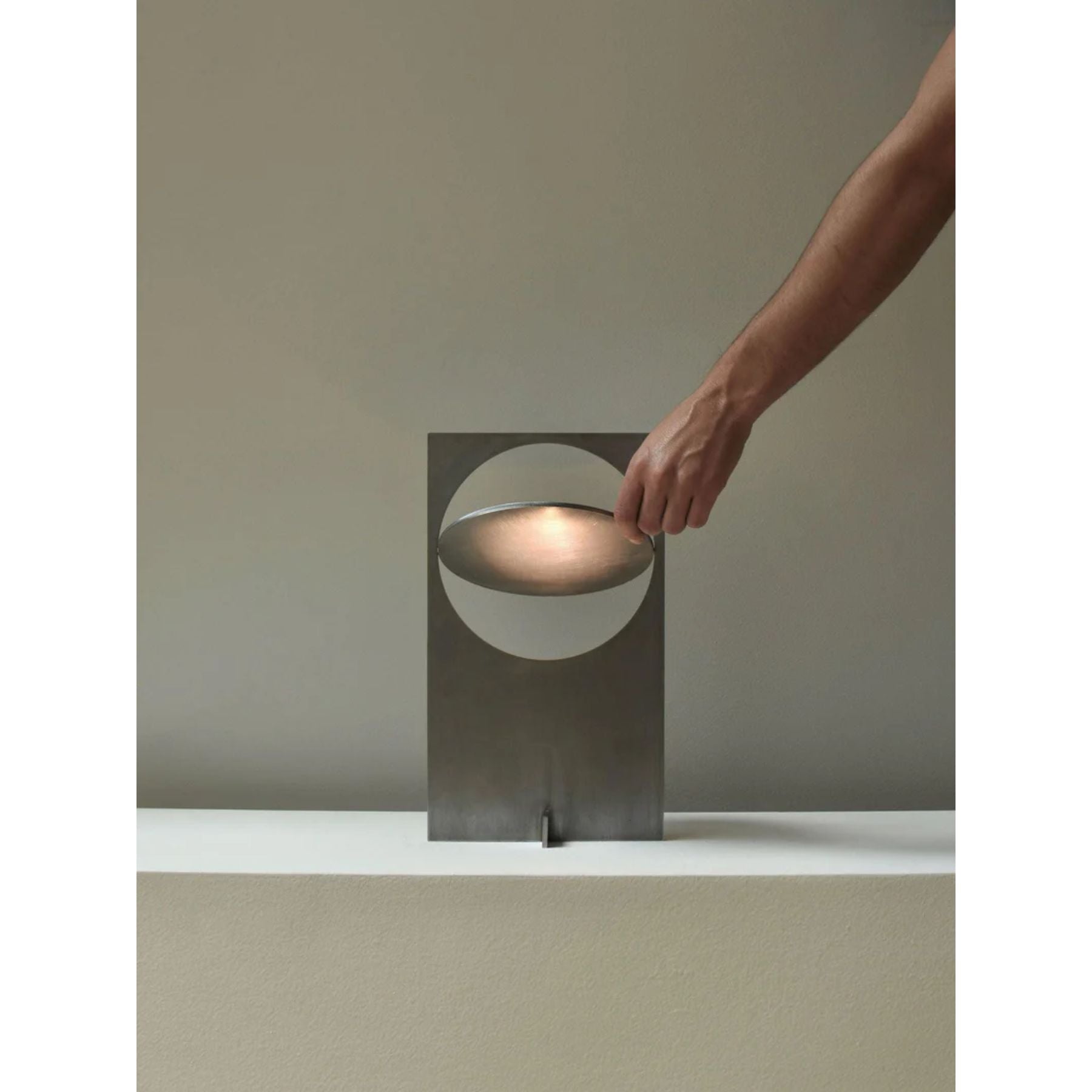Tamiro Rotatable Table Lamp