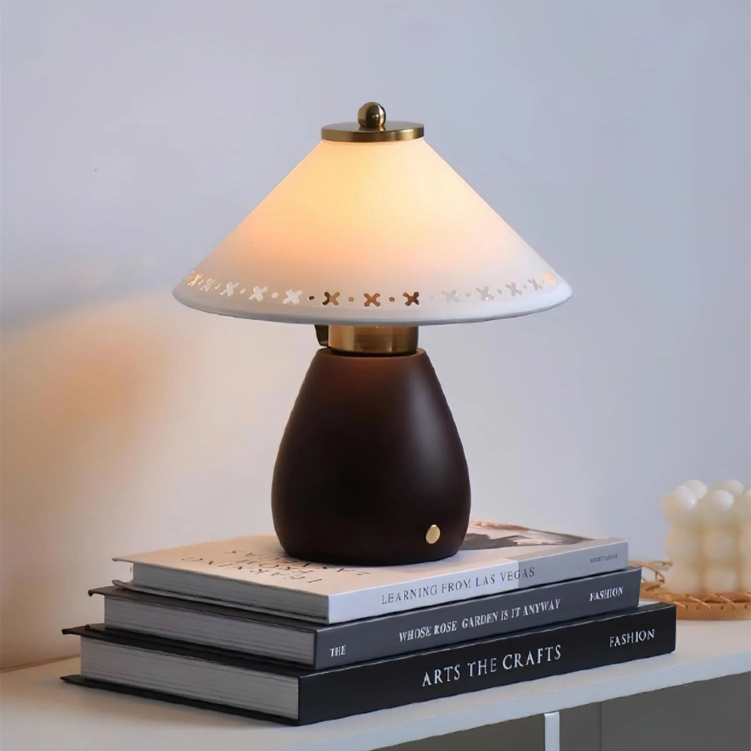 Letizan Table Lamp