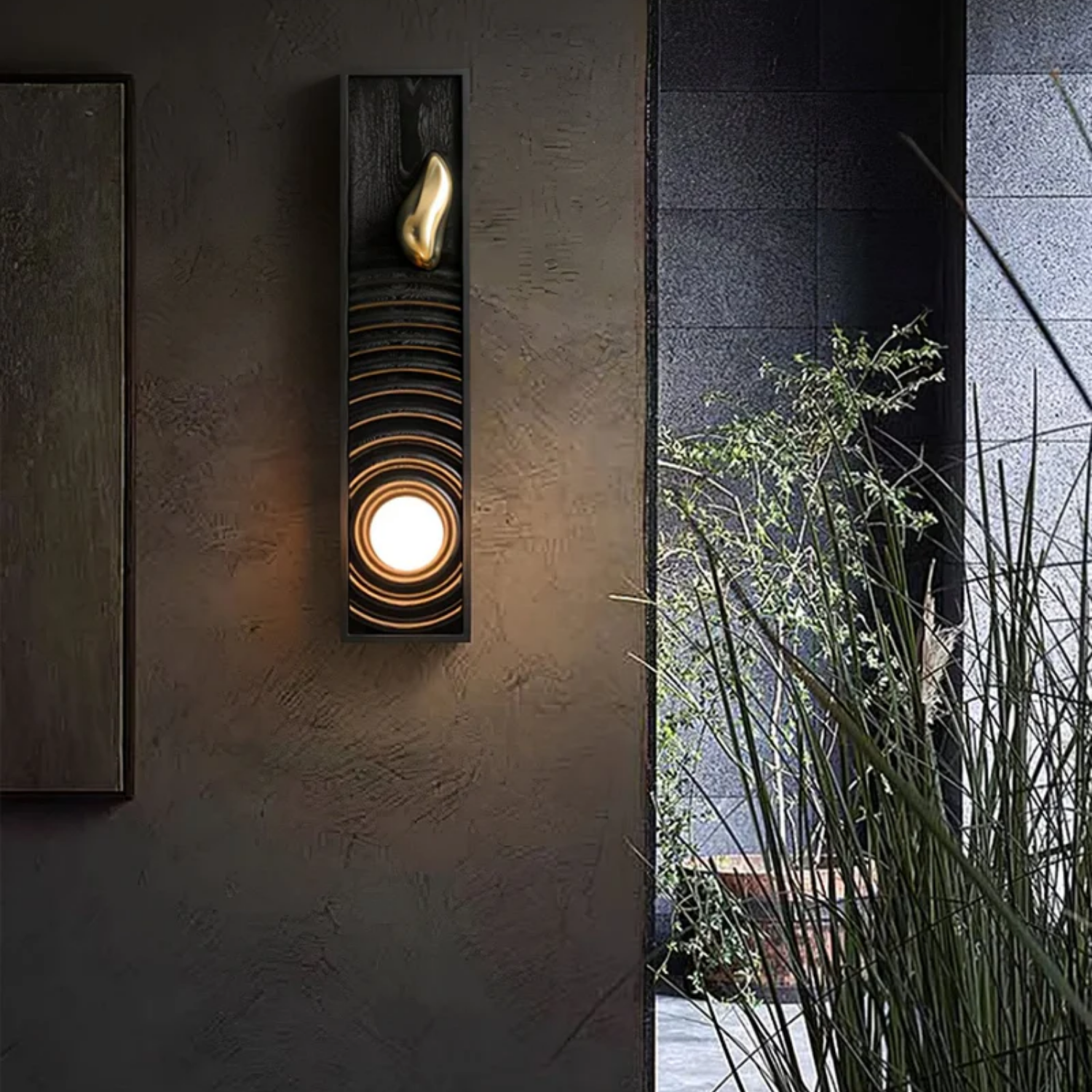Moluze Wooden Wall Light