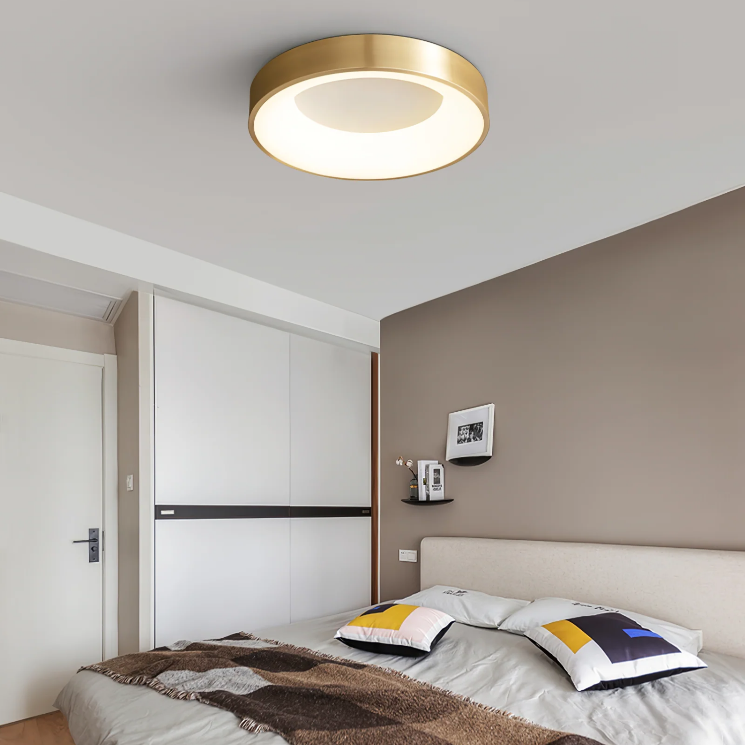 Ylomes Ceiling Light