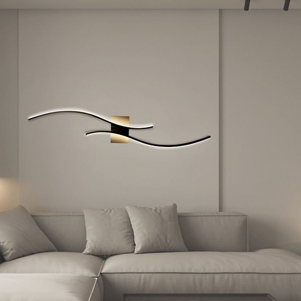 Gillon Wavy Wall Light