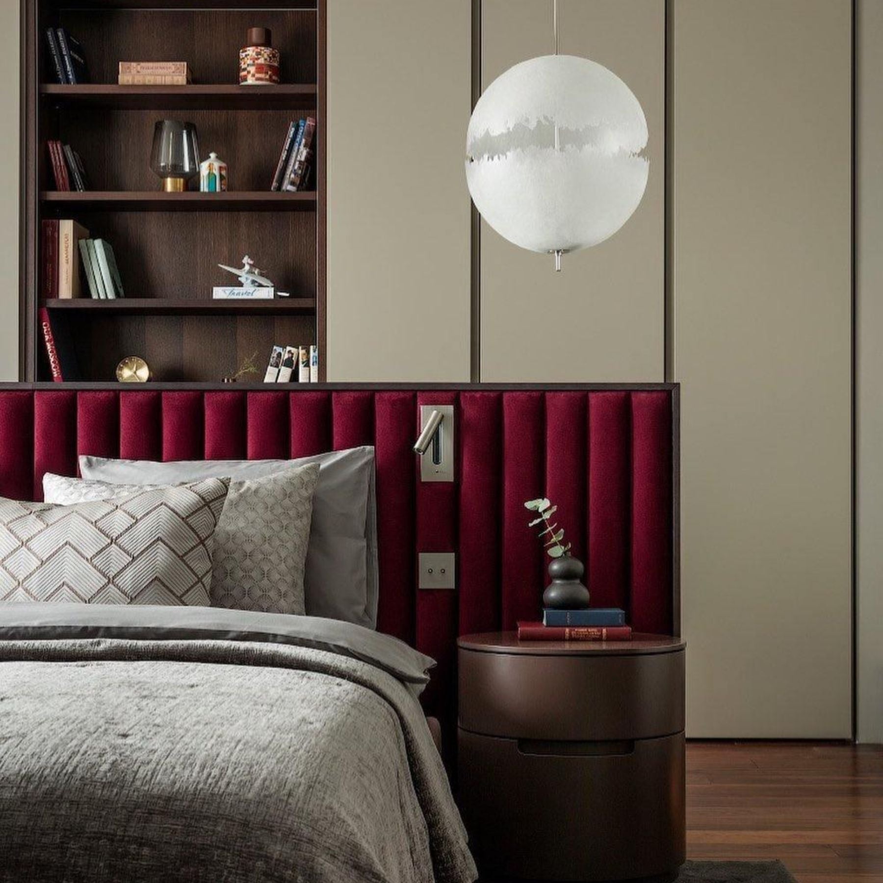 Pereneo Pendant Light