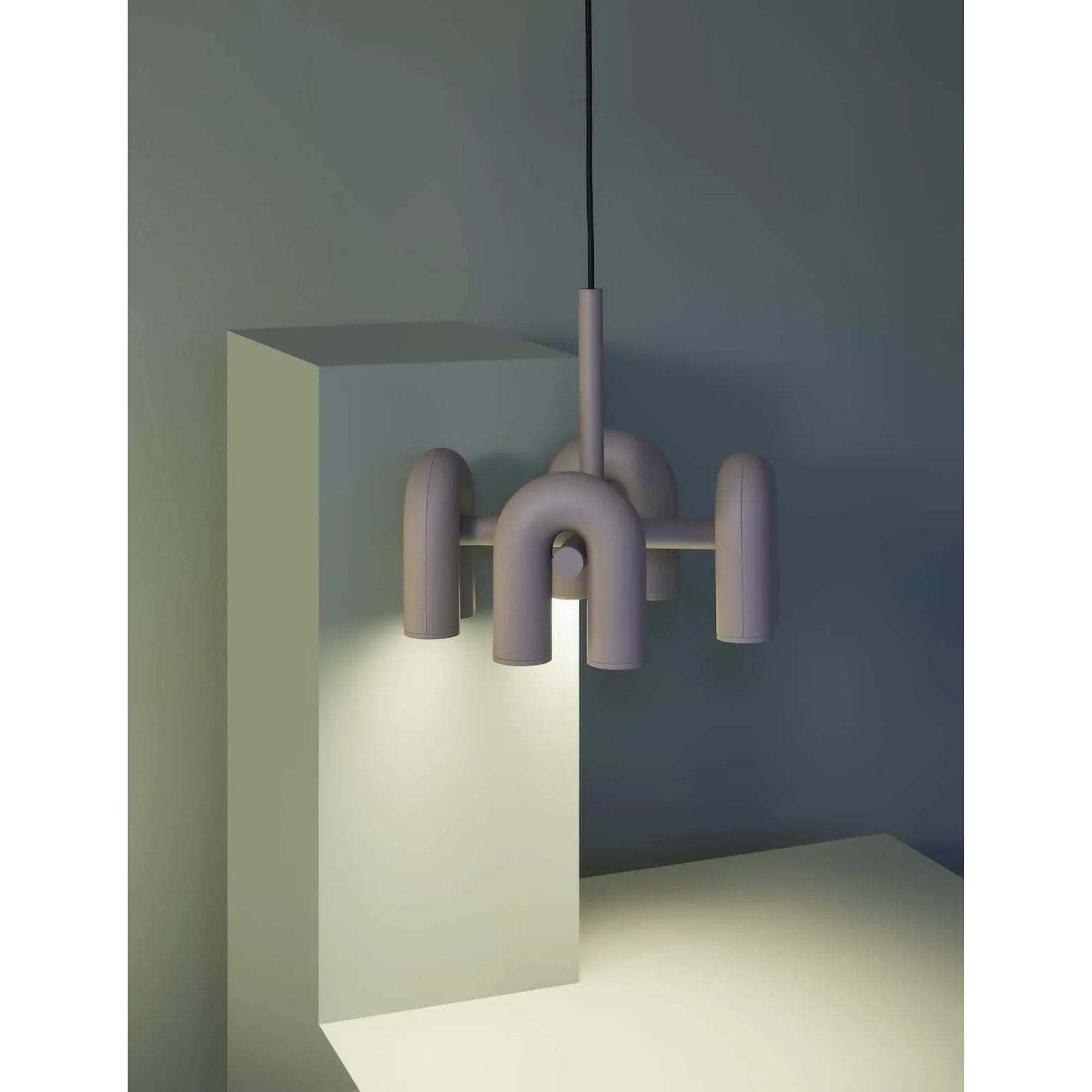 Kuben Pendant Light