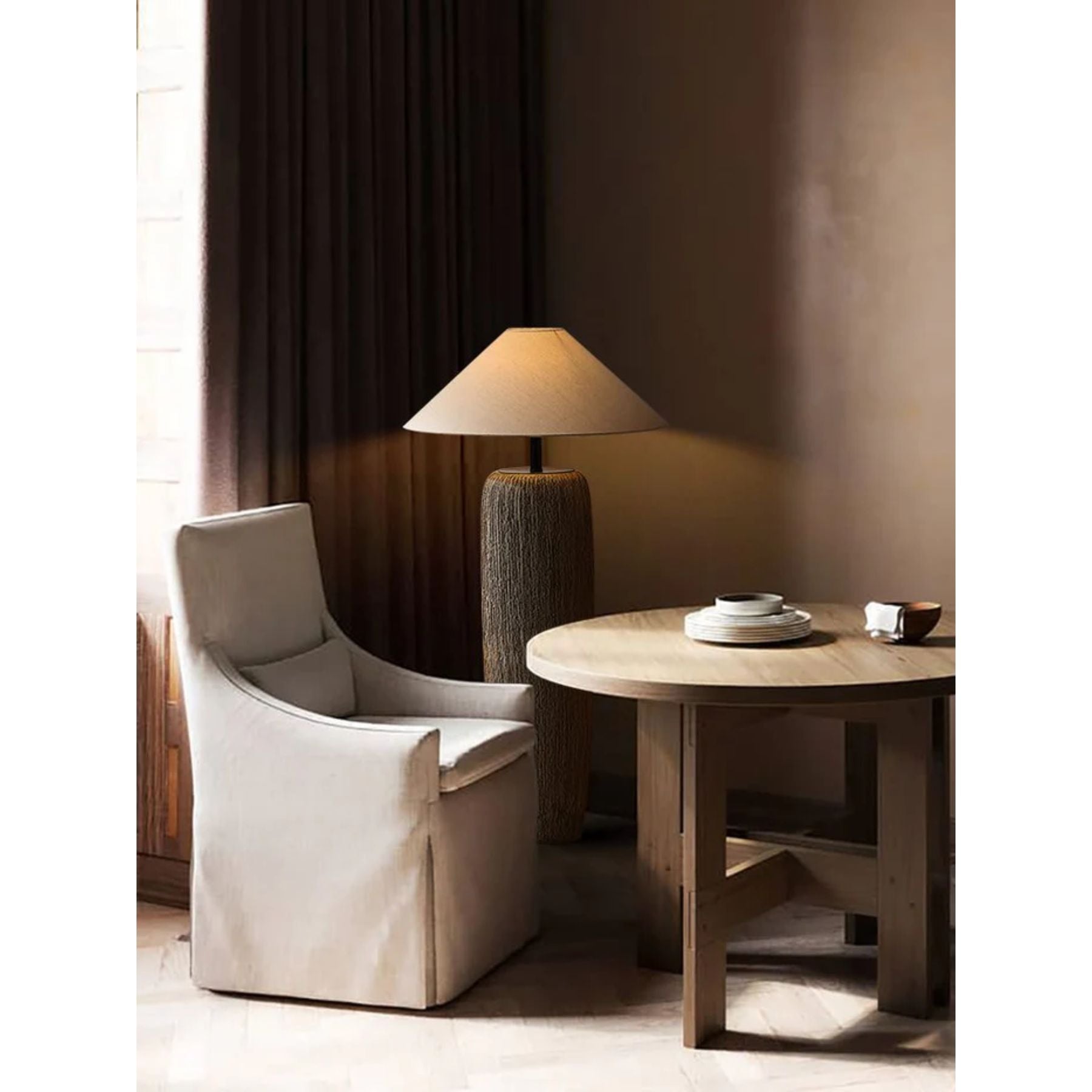 Tolozon Floor Lamp