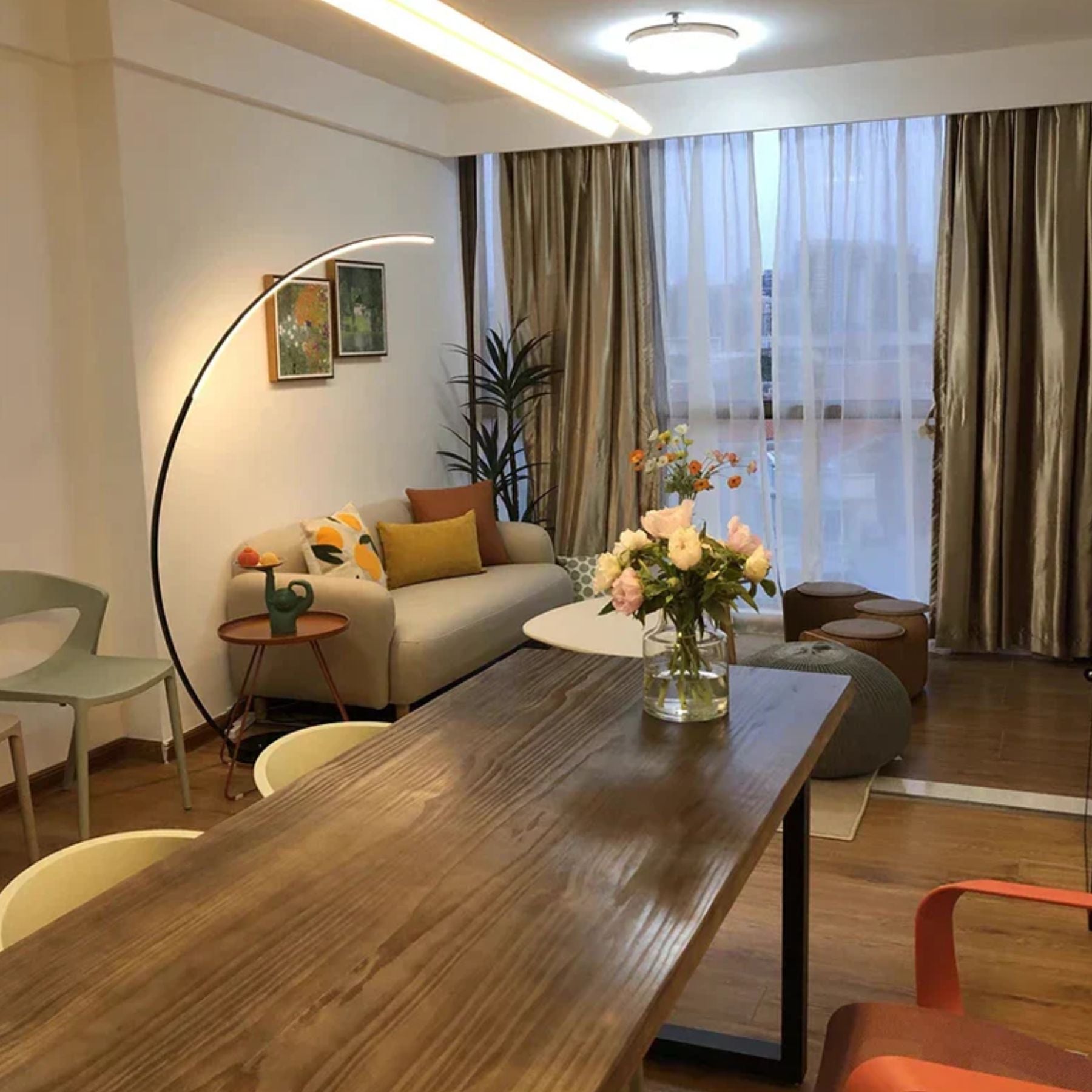 Zoleo Curved Floor Lamp