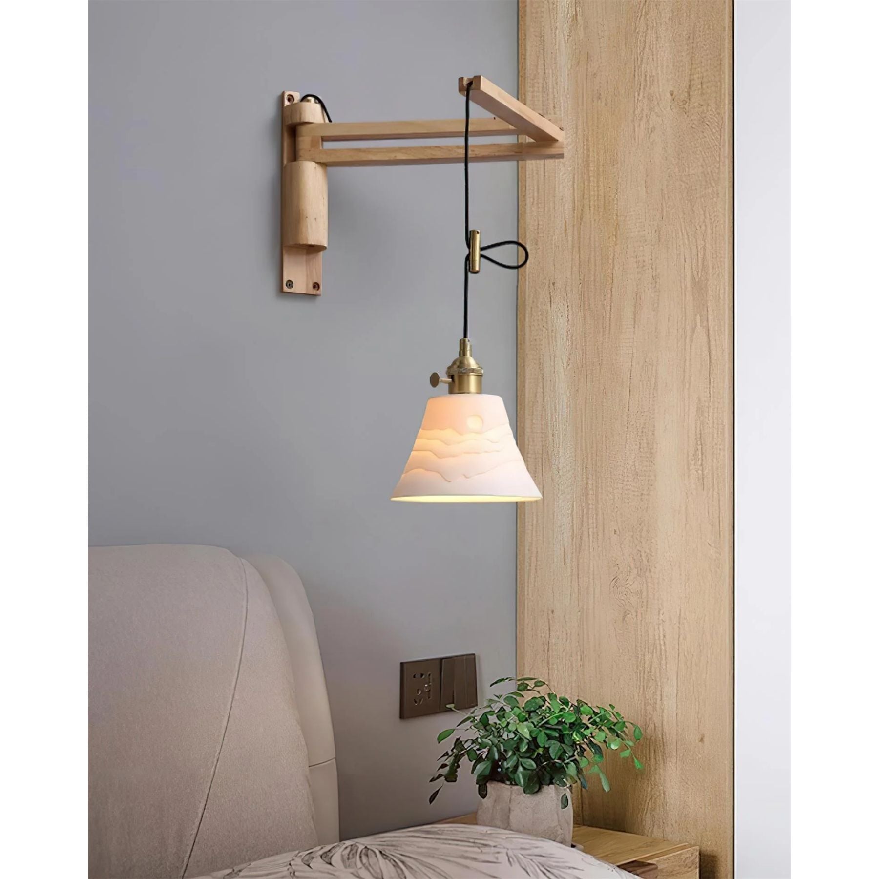 Befosa Swing Arm Wall Light
