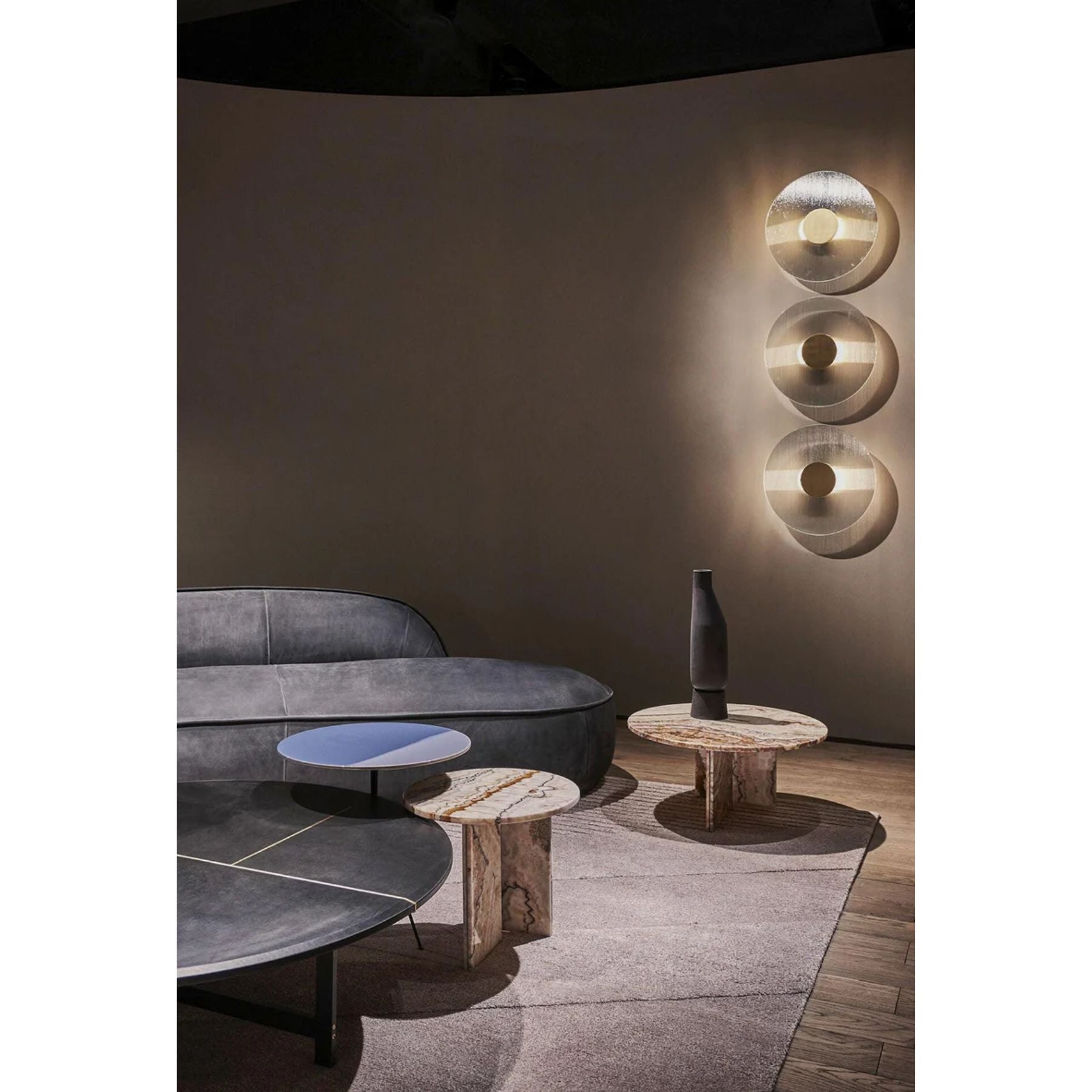 Renivo Wall Light