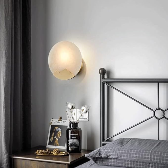 Pelzan Alabaster Wall Light