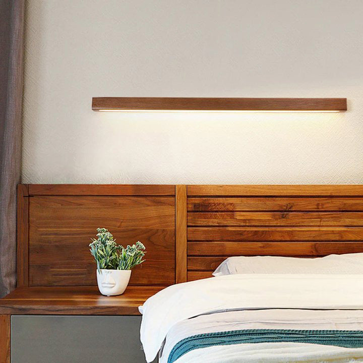 Lucavo Linear Wall Light