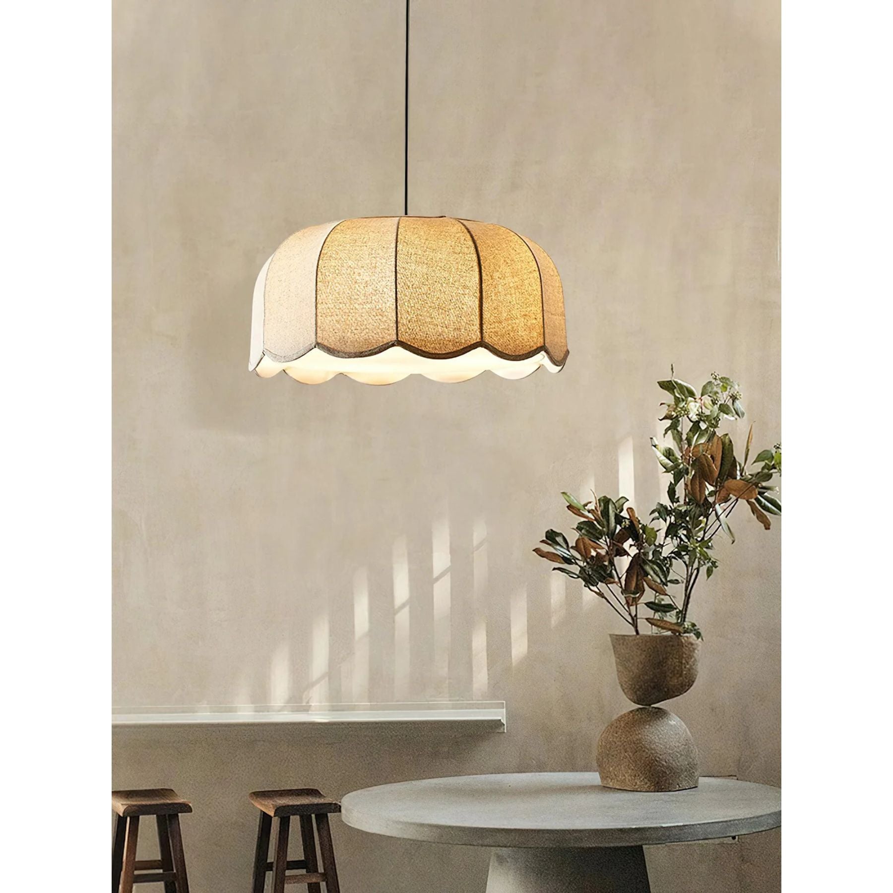 Benzana Leaf Pendant Light