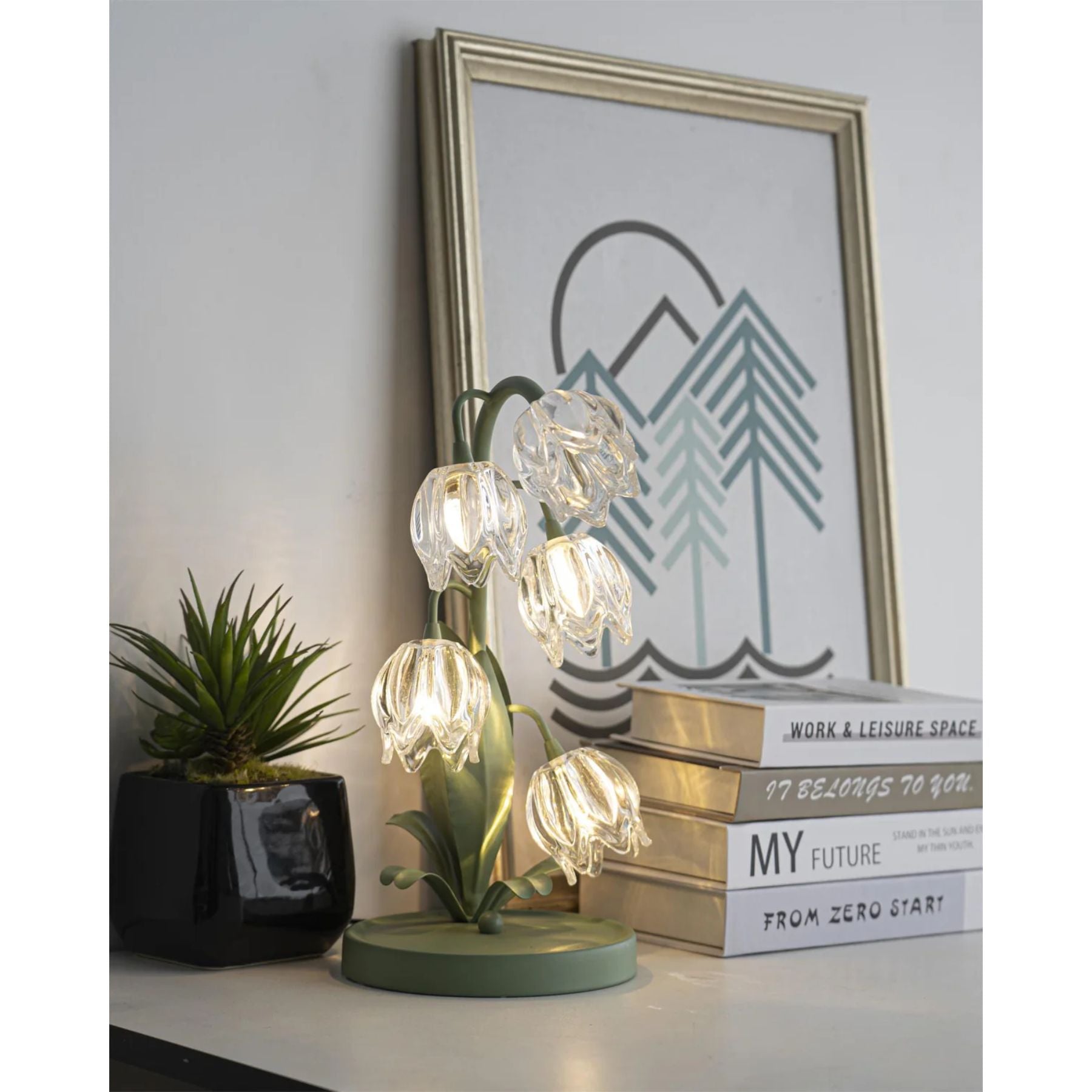 Cella Flower Table Lamp