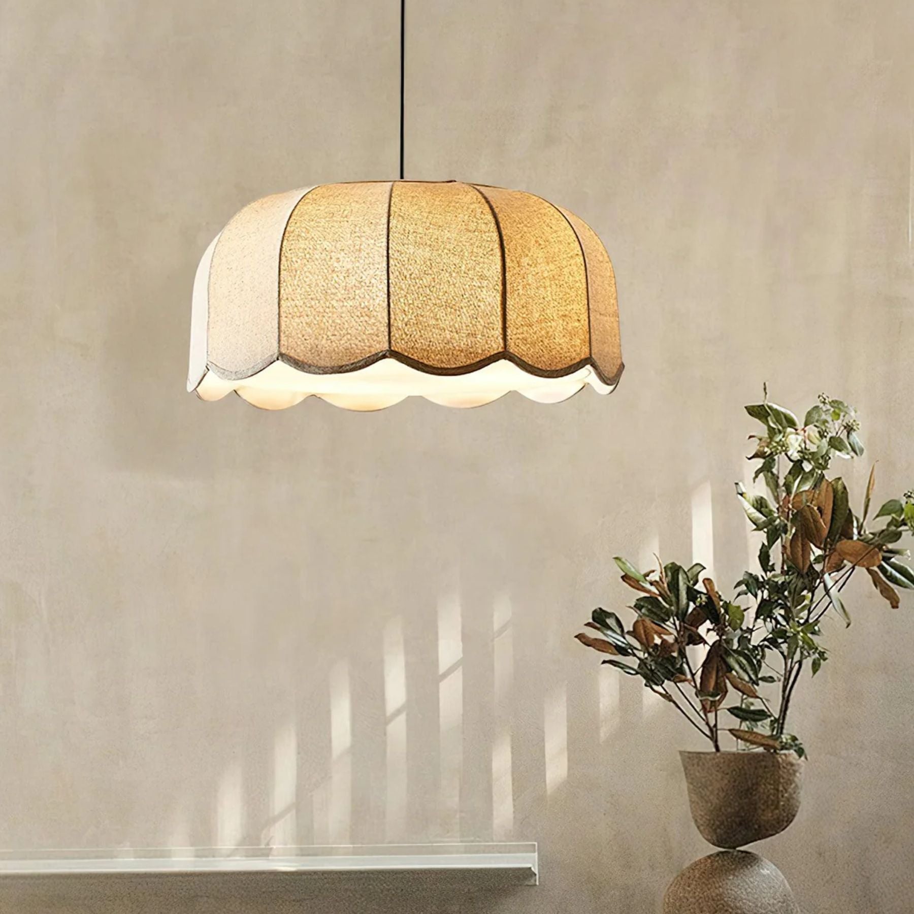 Benzana Leaf Pendant Light