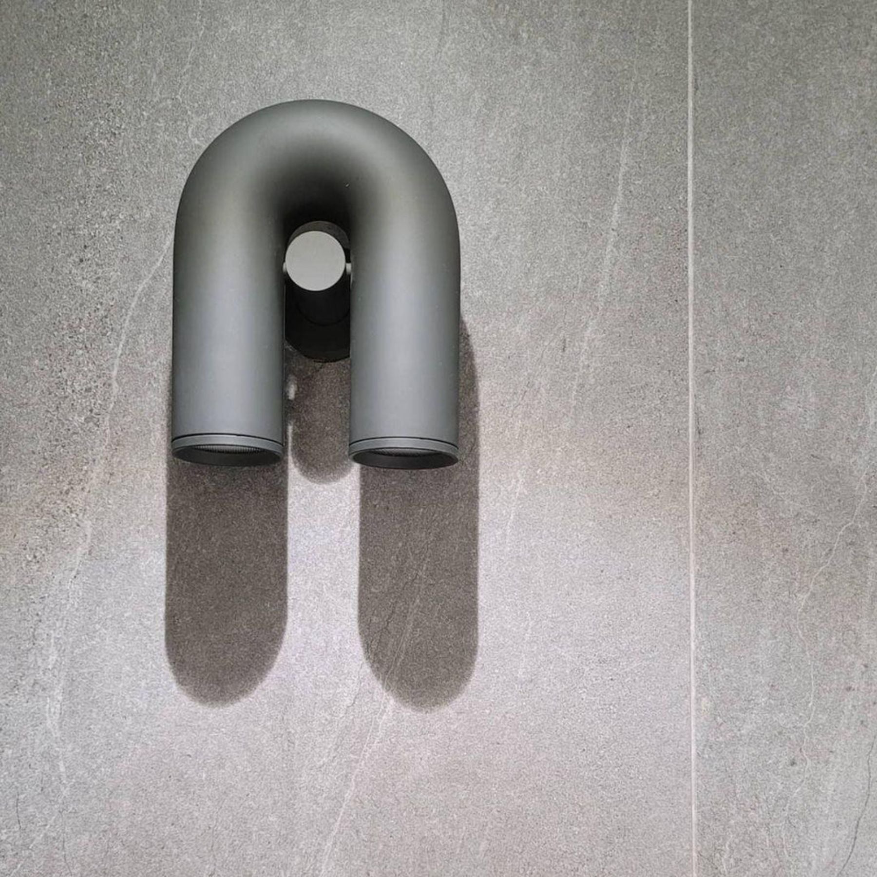 Kuben Wall Light