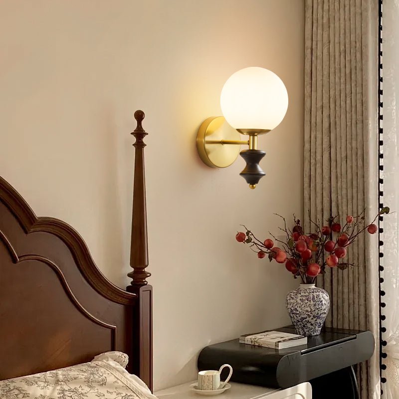 Domides Wall Light