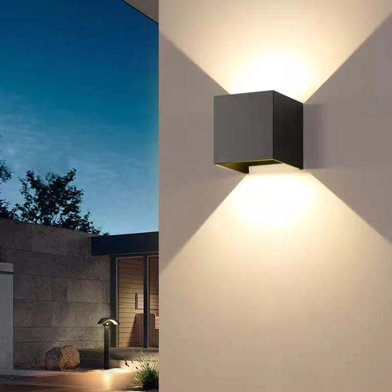 Tavey Outdoor Wall Light