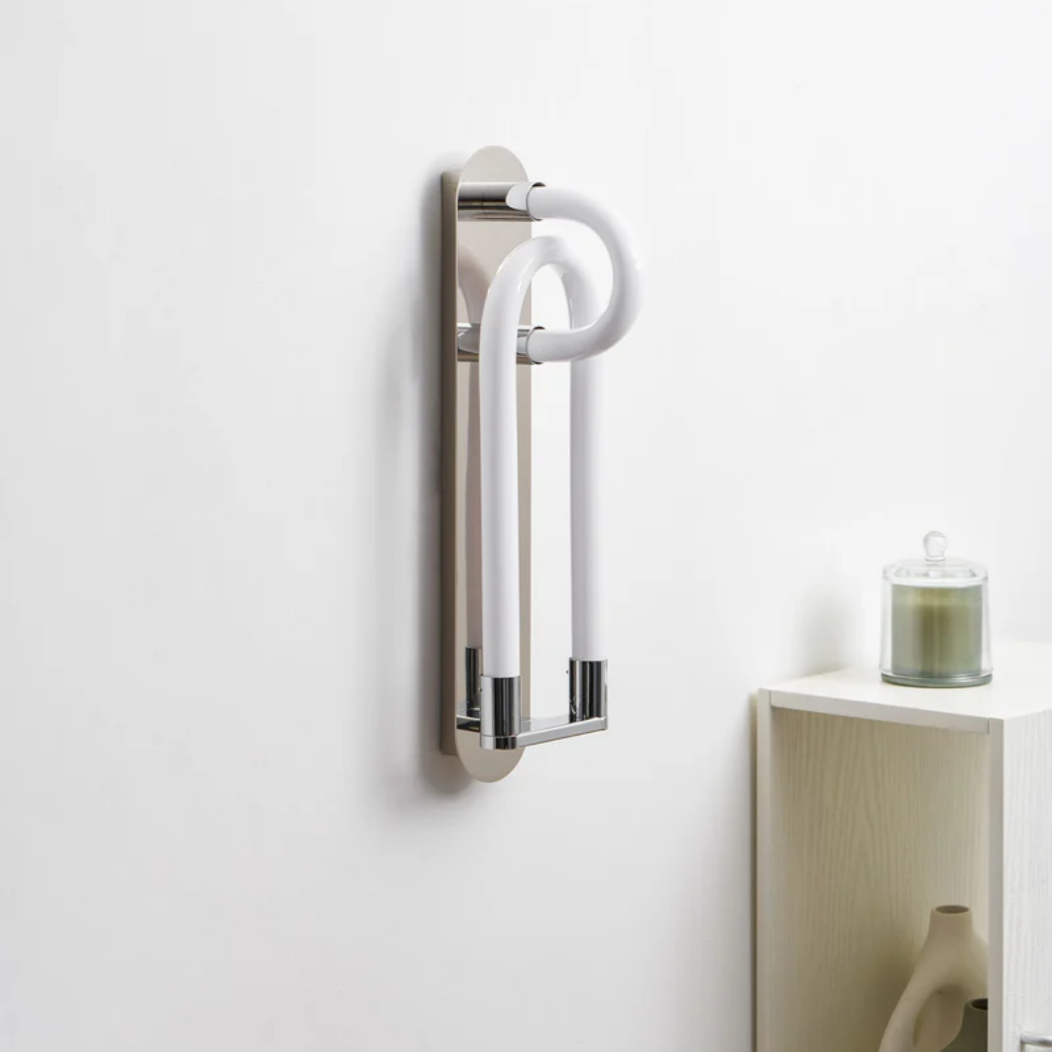 Loracus Wall Light