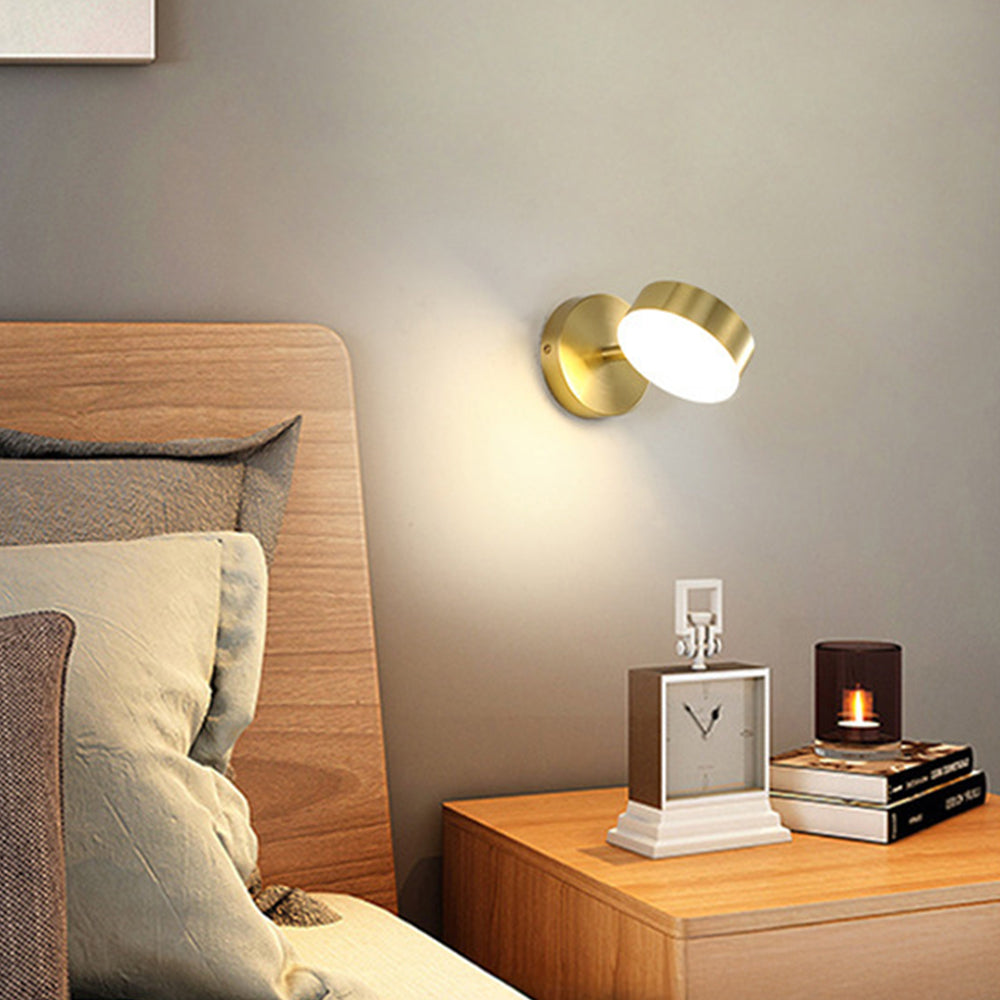 Wiscon Wall Light