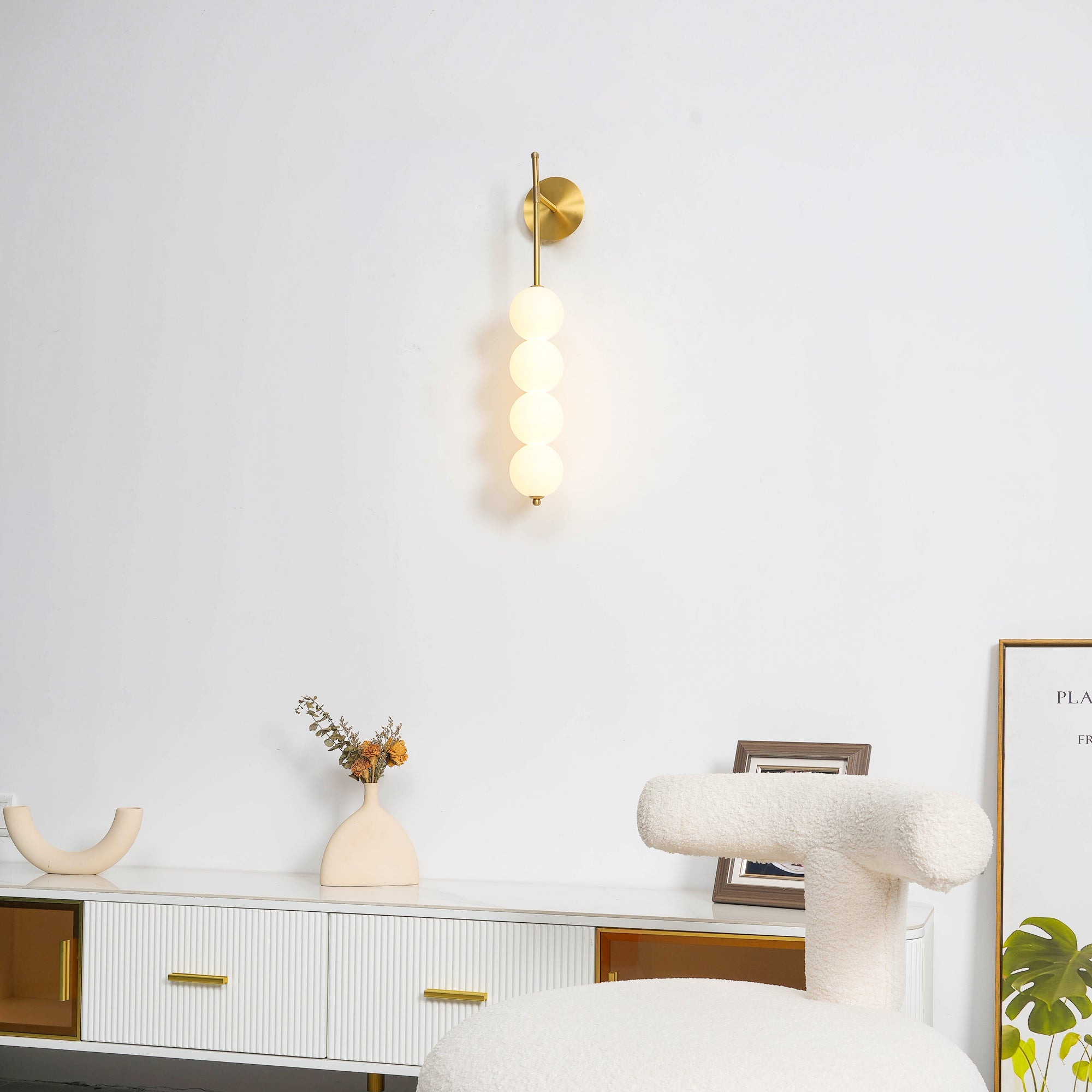 Varani Wall Light