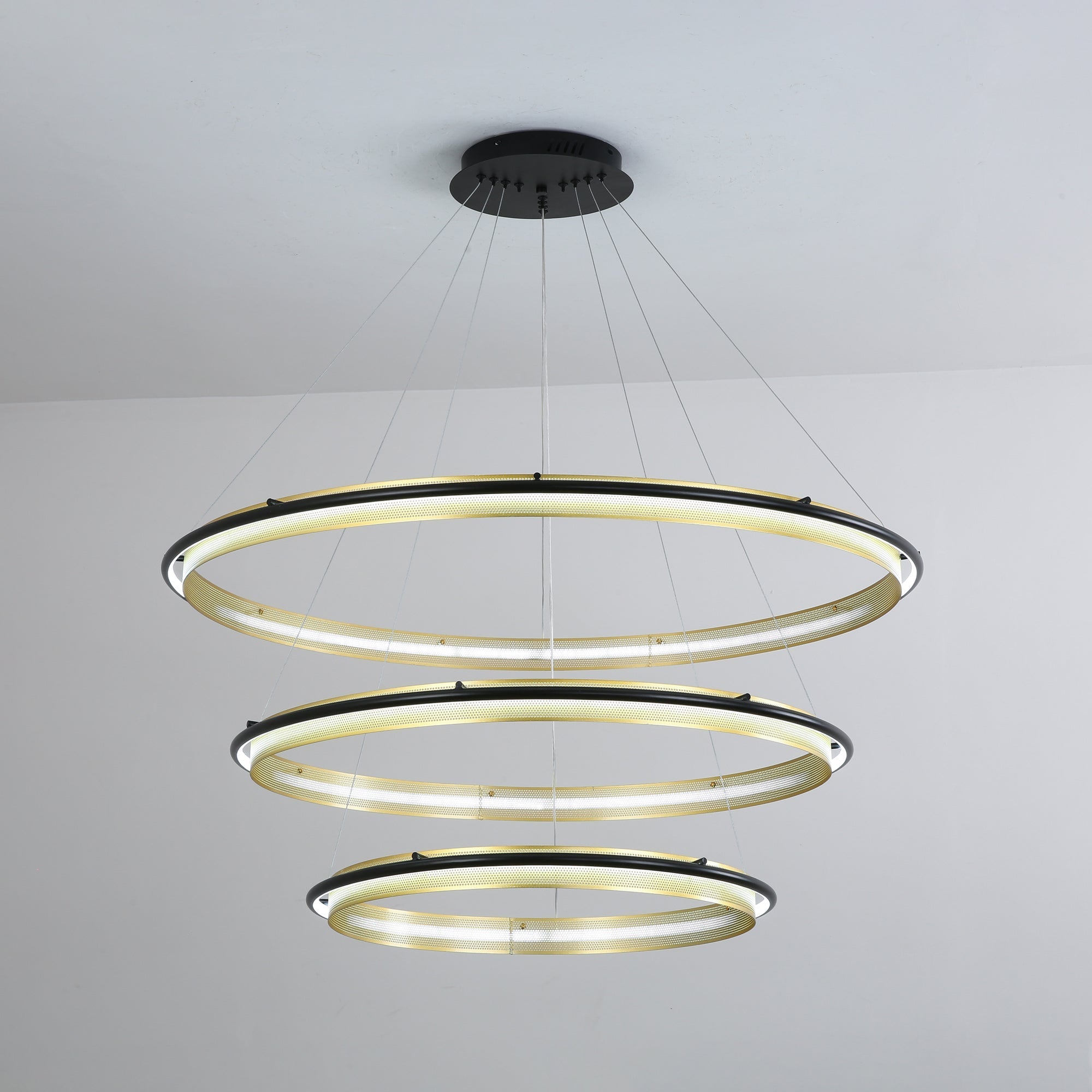 Acylin Chandelier