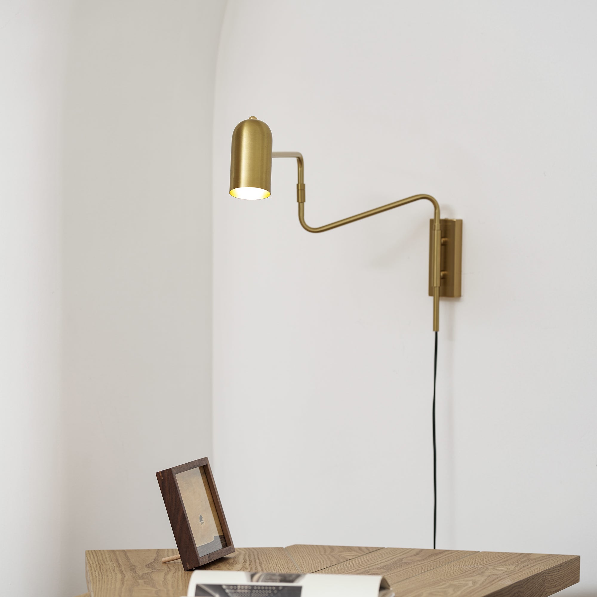 Oake Adjustable Wall Light