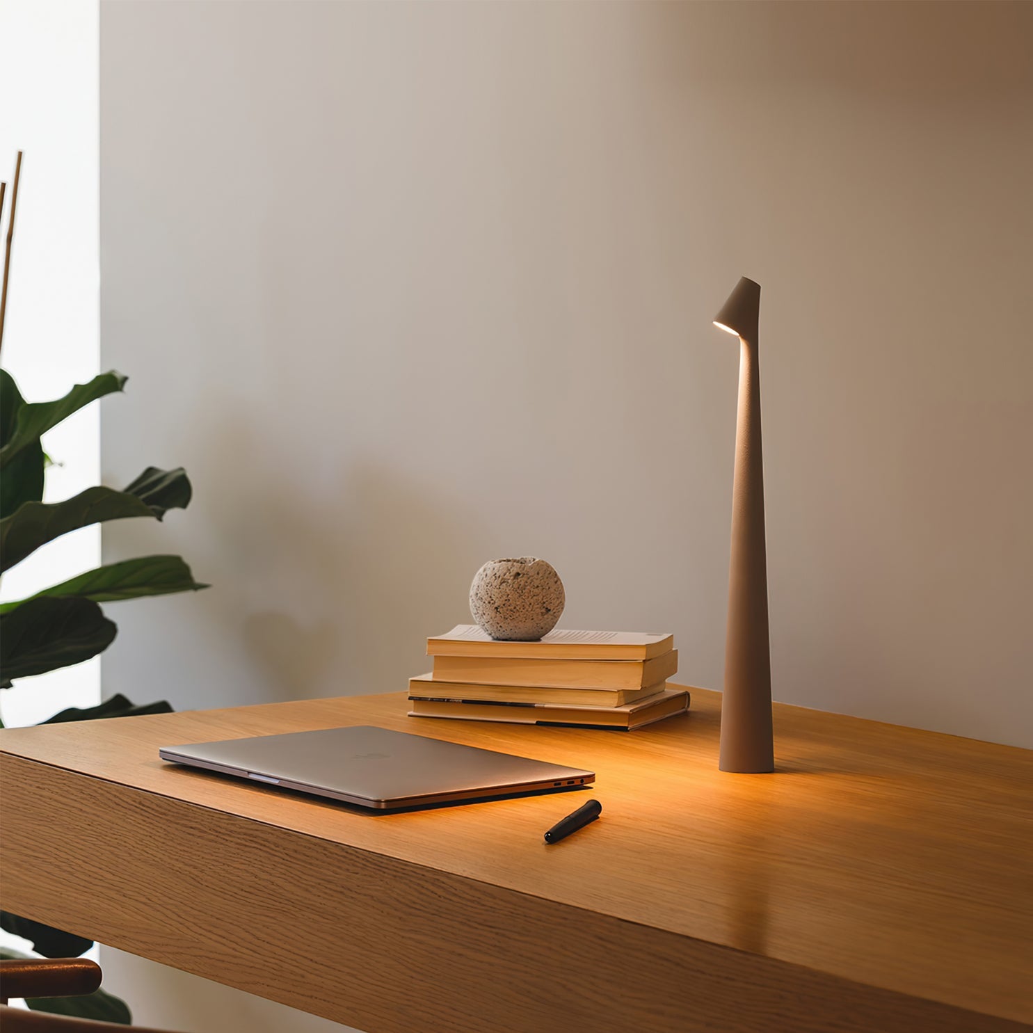 Blare Table Lamp