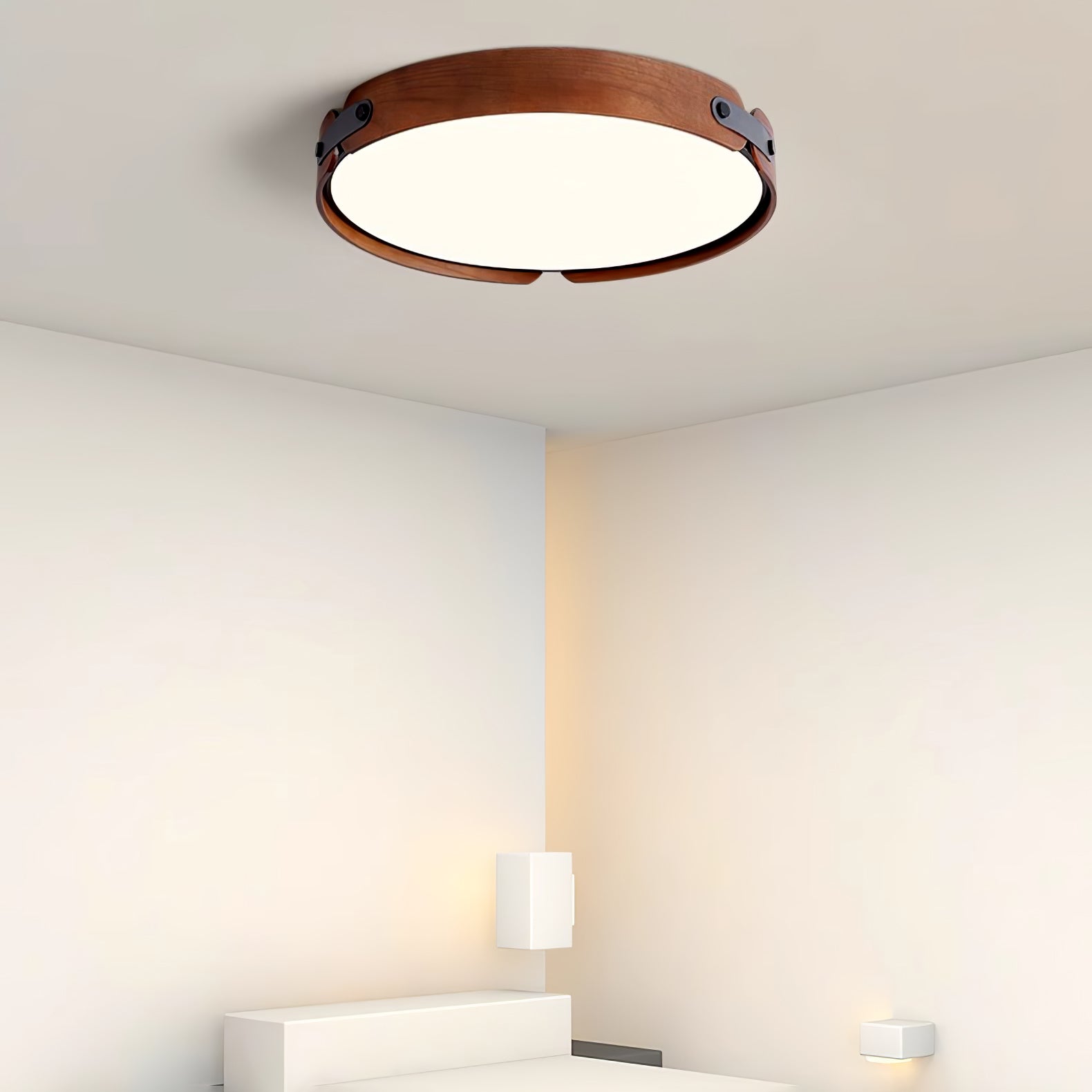Iwen Ceiling Light