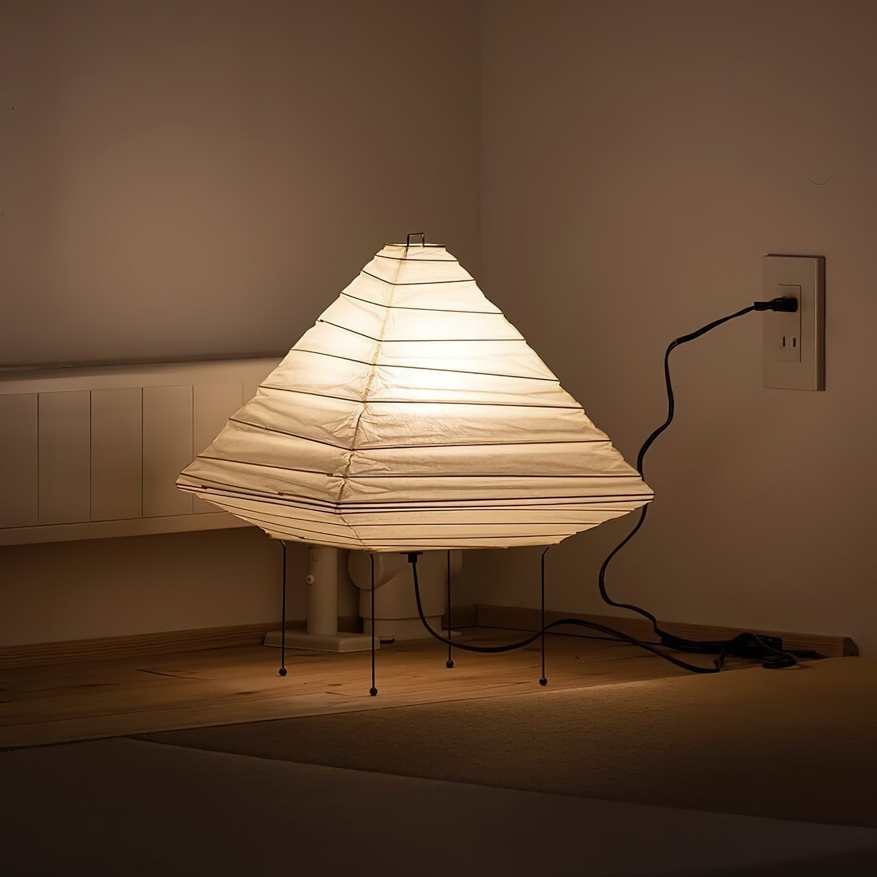 Lysvenn Table Lamp